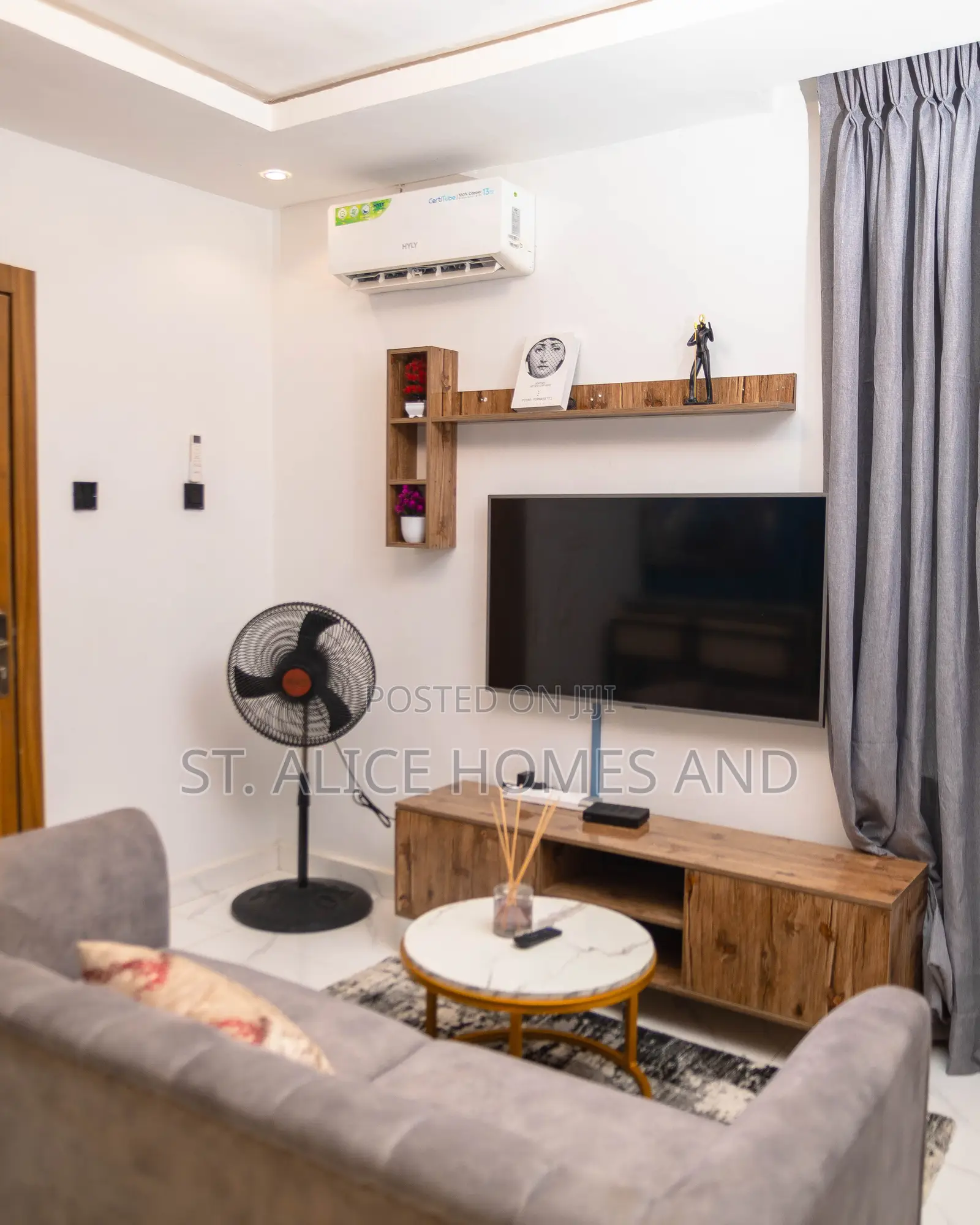 1 Bedroom Apartment - Fully Serviced & Airport Close, Surulere, Lagos