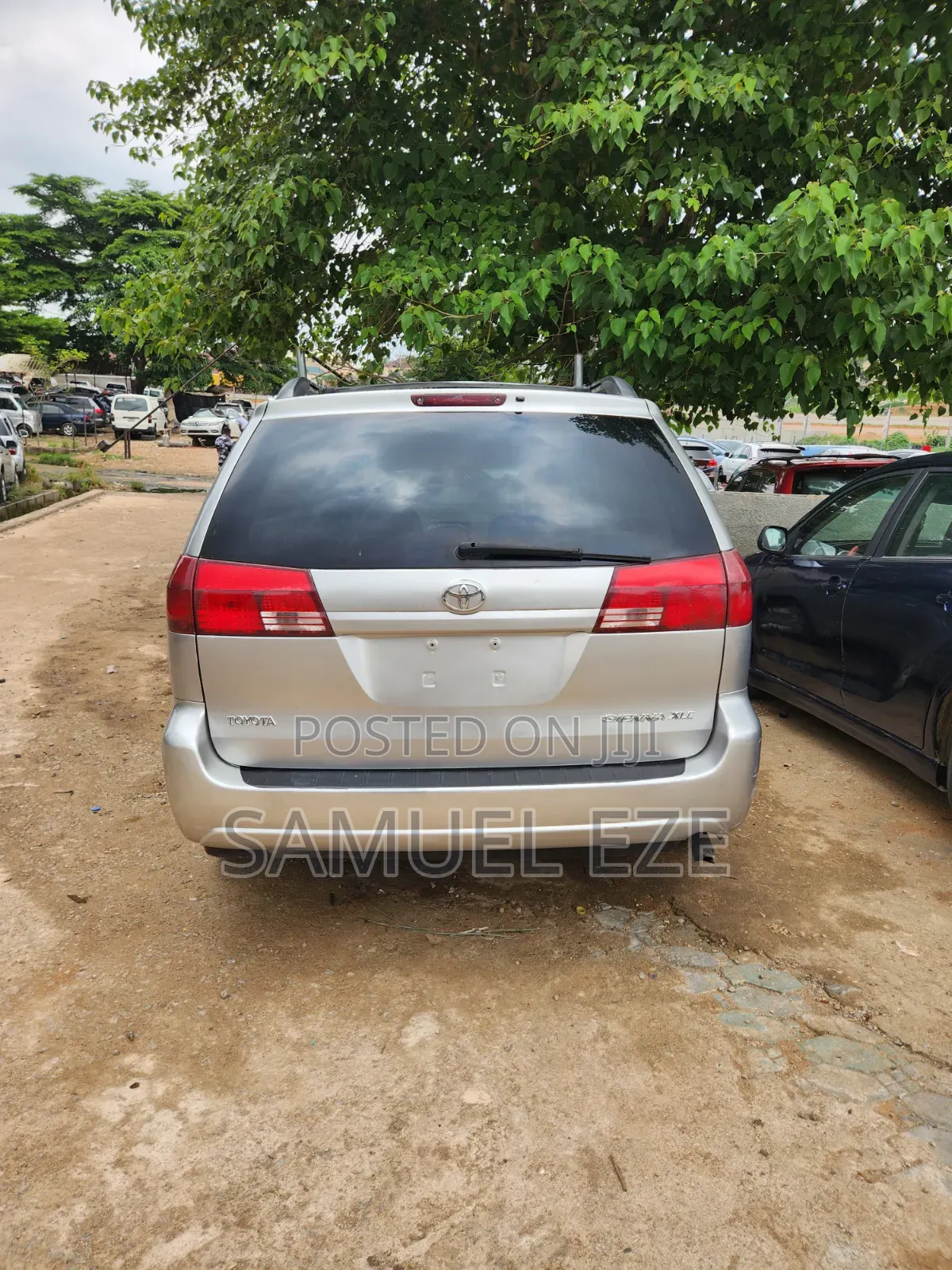 Toyota Sienna 2005 Silver