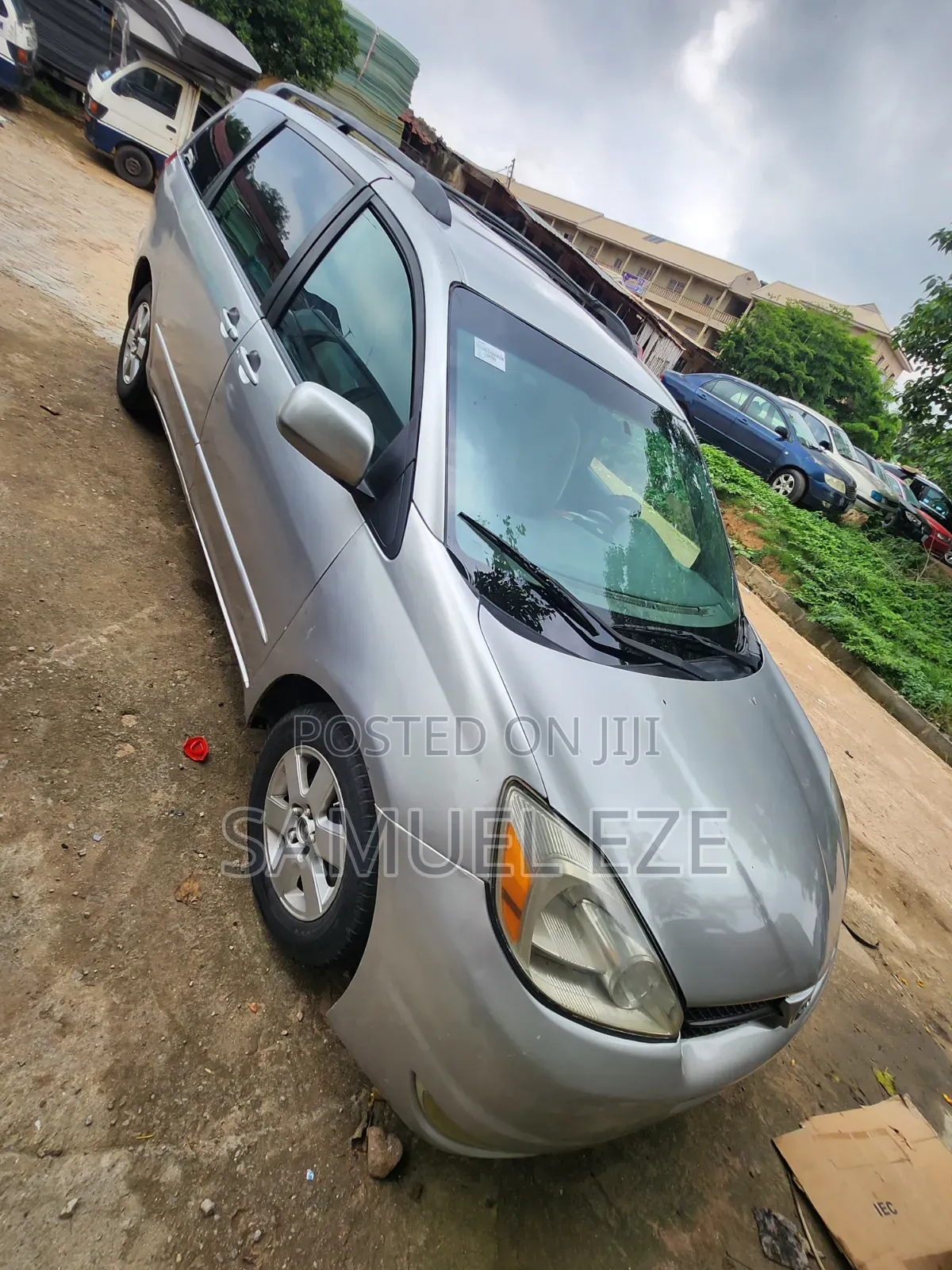 Toyota Sienna 2005 Silver