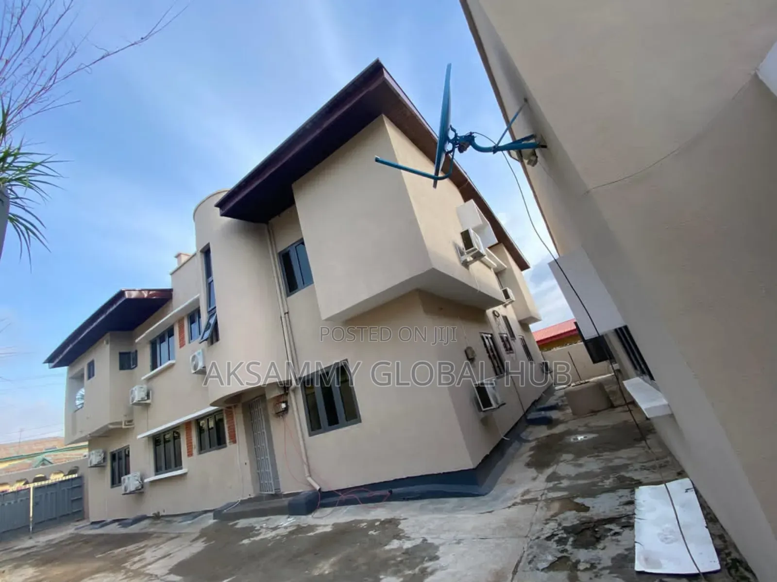 Furnished 13bdrm Duplex in Orogun, Ibadan for sale