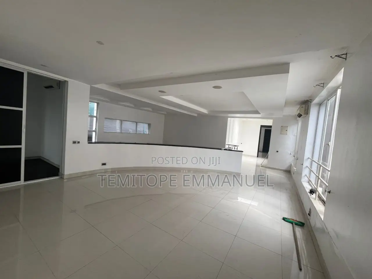 Furnished 5bdrm Duplex in Banana Island for rent