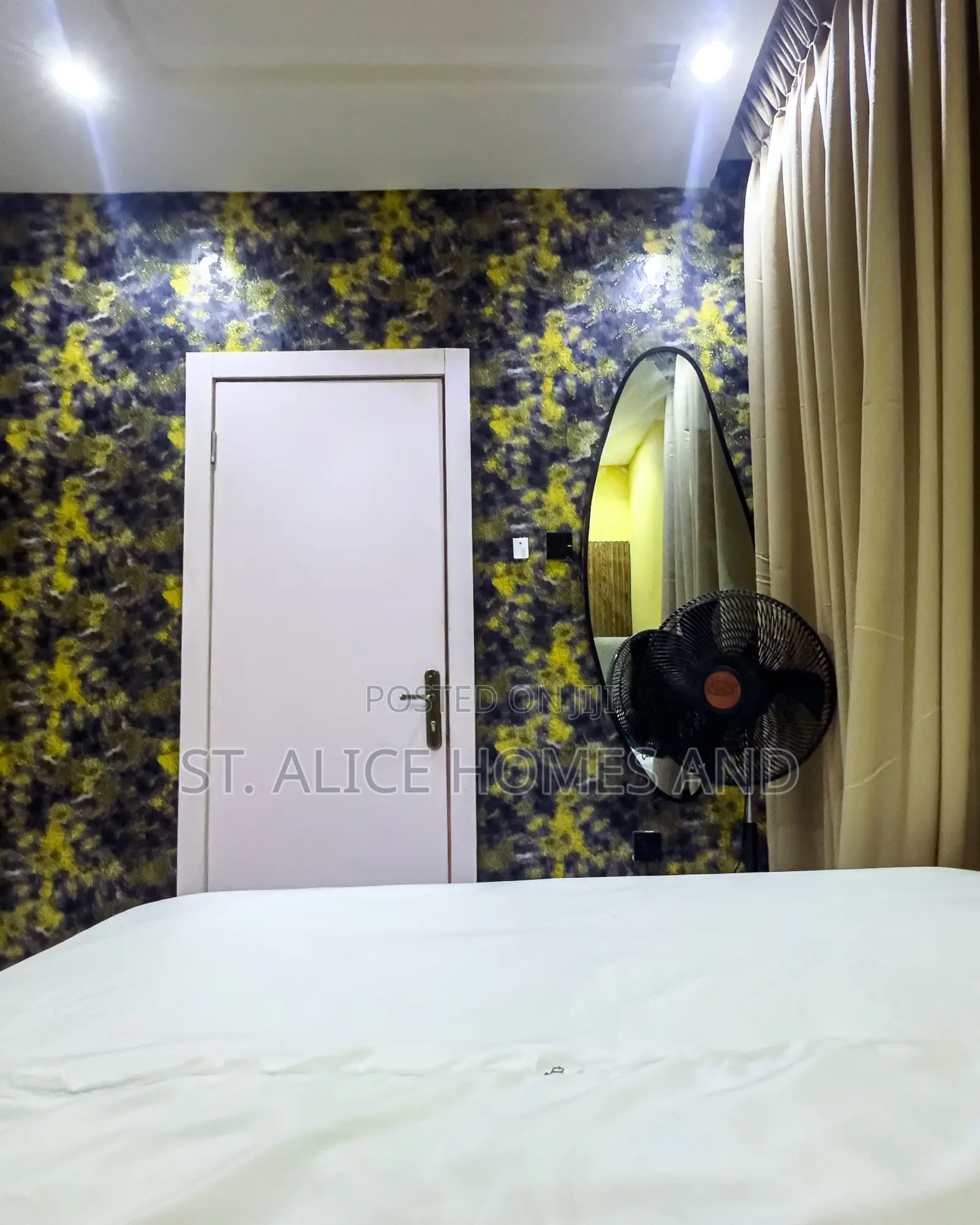 Apartment C6 Yellow Theme 1 Bedroom Apartment, Surulere, Lagos