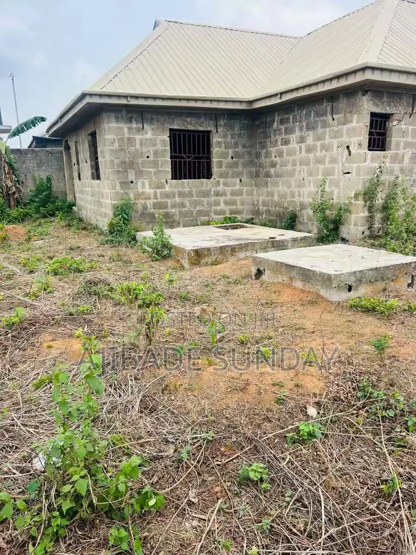 3bdrm House in Ado-Odo/Ota for sale