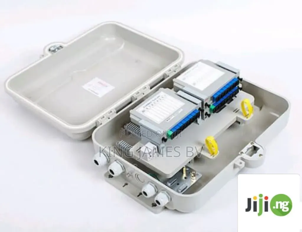 FTTH Fiber Optic Distribution Terminal Box With 1x8 PLC Splitter Ip65