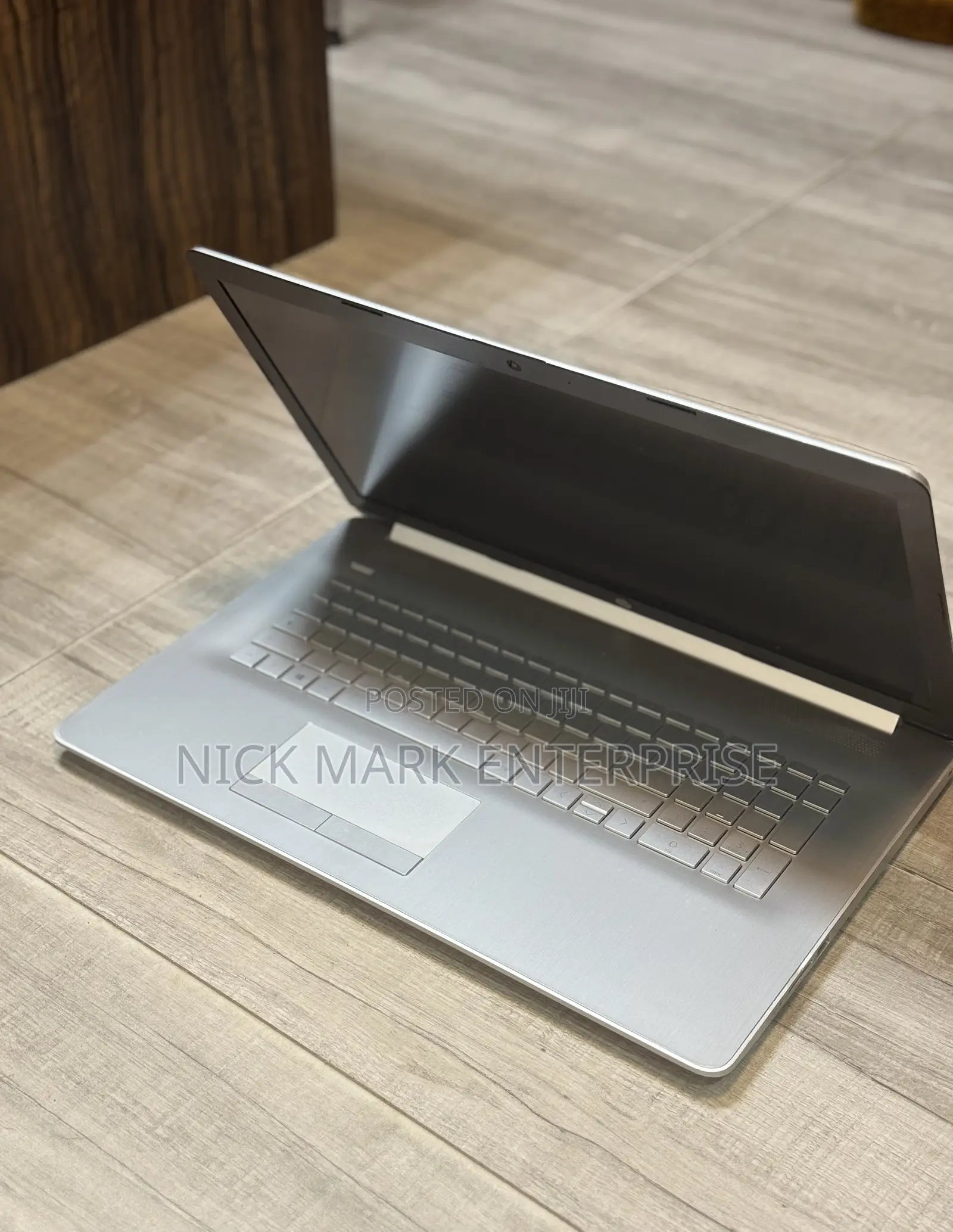Laptop HP Pavilion 17 8GB Intel Core i7 SSD 256GB