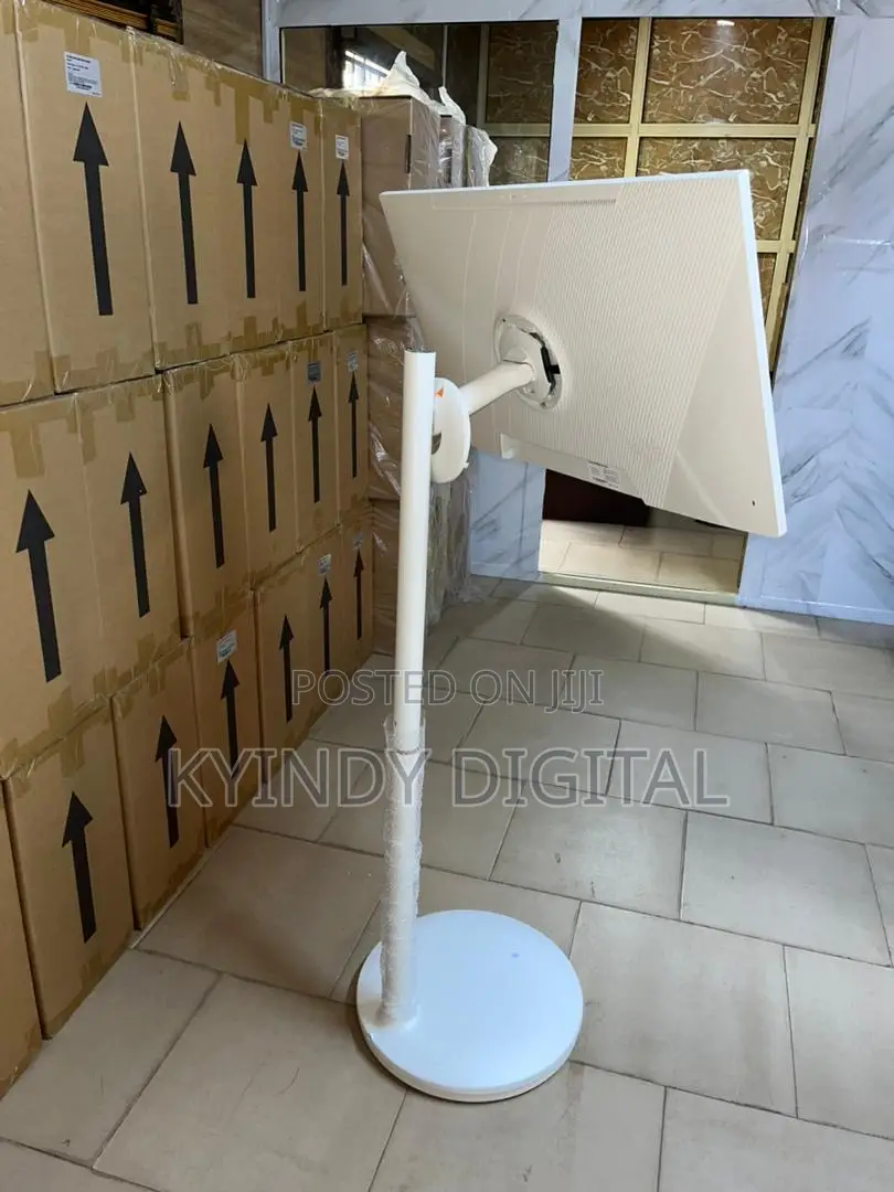 32 Inches Rotating Screen