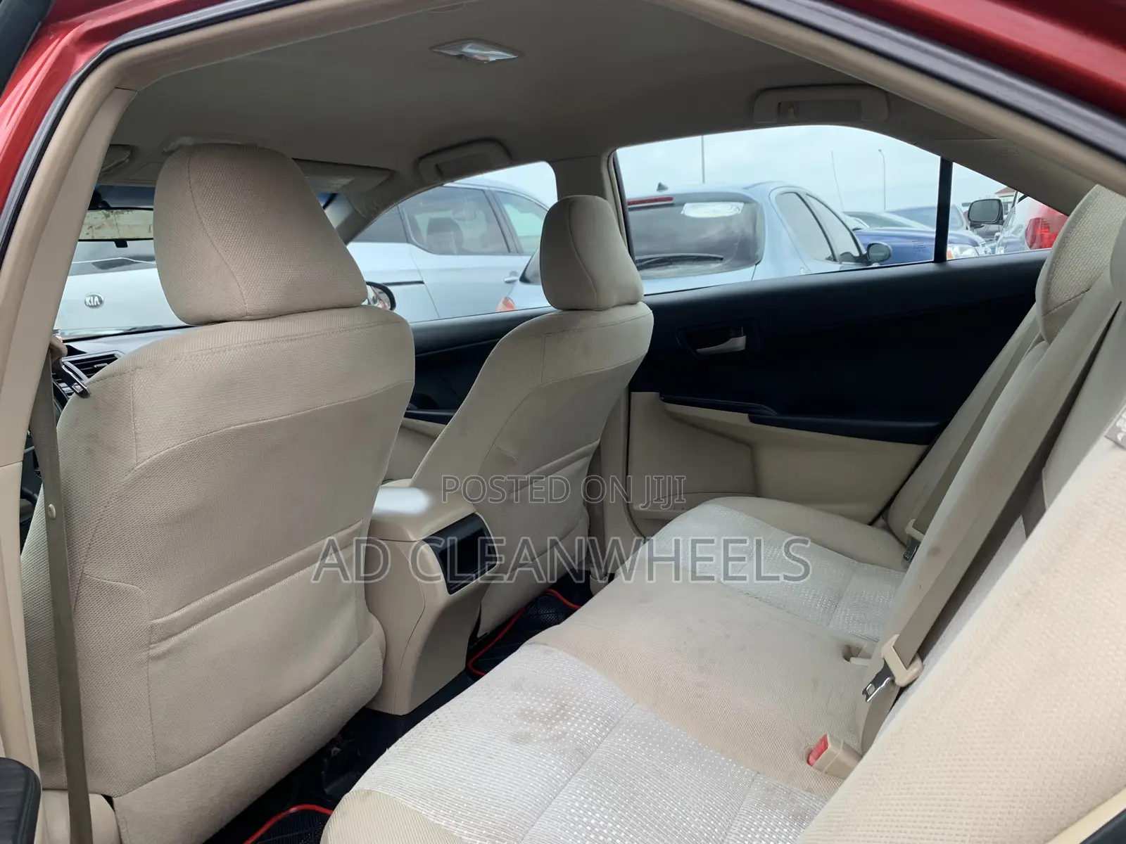 Toyota Camry LE 4dr Sedan (2.5L 4cyl 6A) 2013 Red