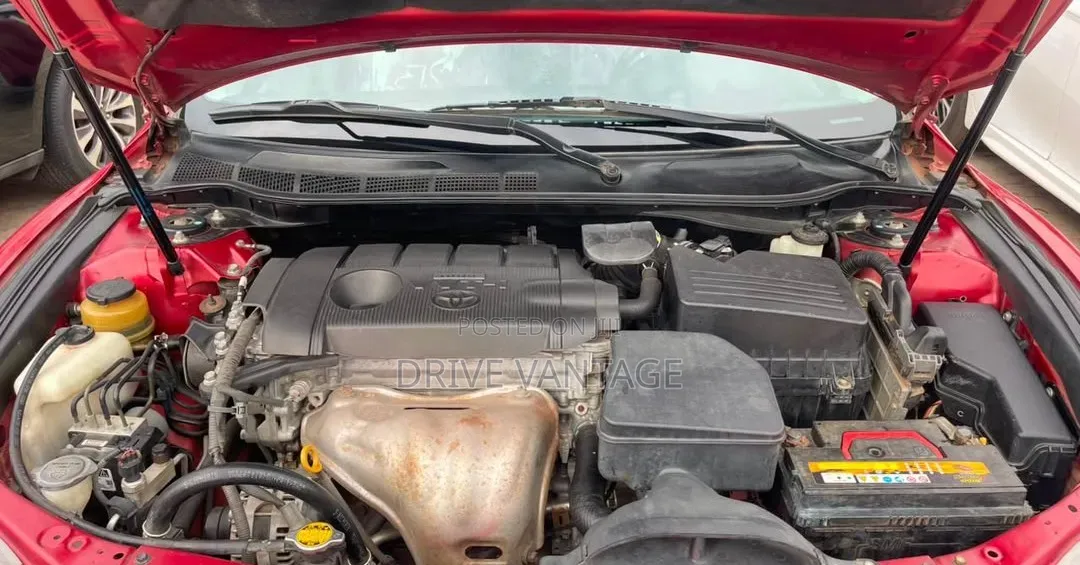 Toyota Camry 2011 Red