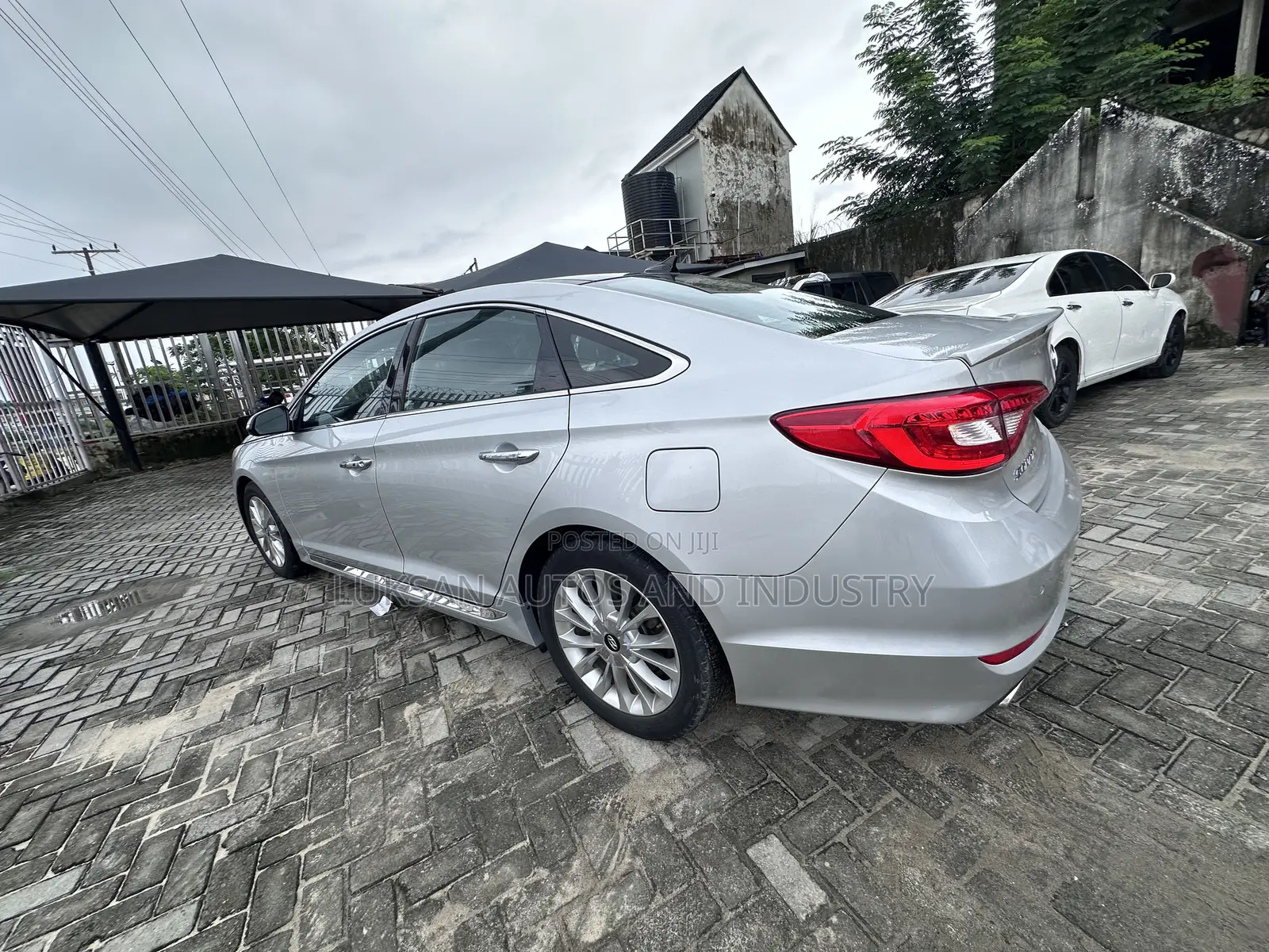 Hyundai Sonata Limited 4dr Sedan (2.4L 4cyl 6A) 2015 Silver