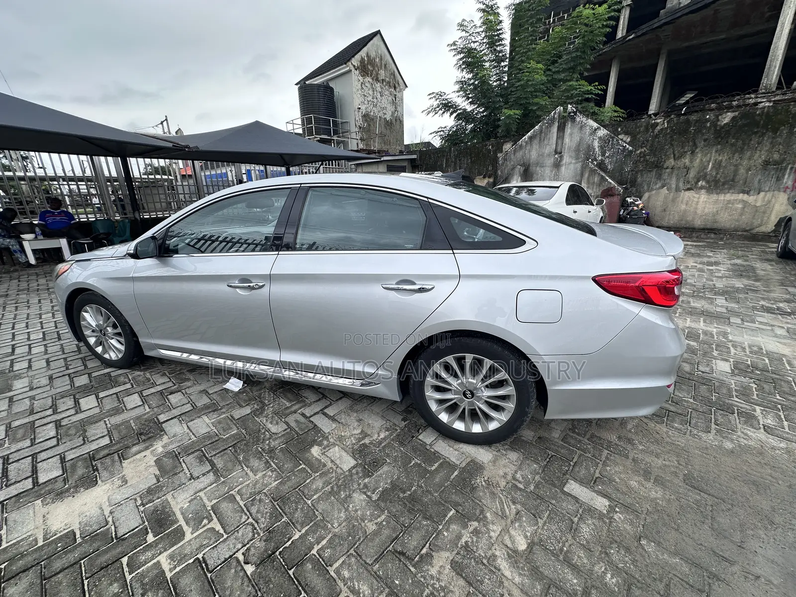 Hyundai Sonata Limited 4dr Sedan (2.4L 4cyl 6A) 2015 Silver