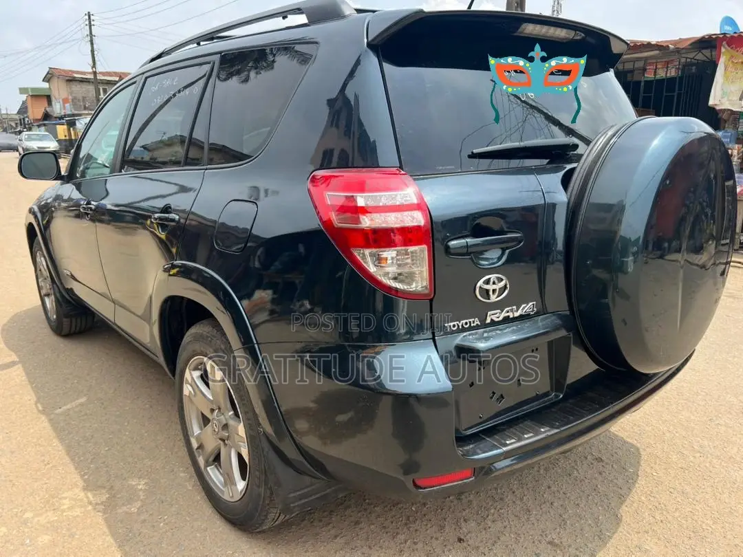 Toyota RAV4 3.5 2010 Blue