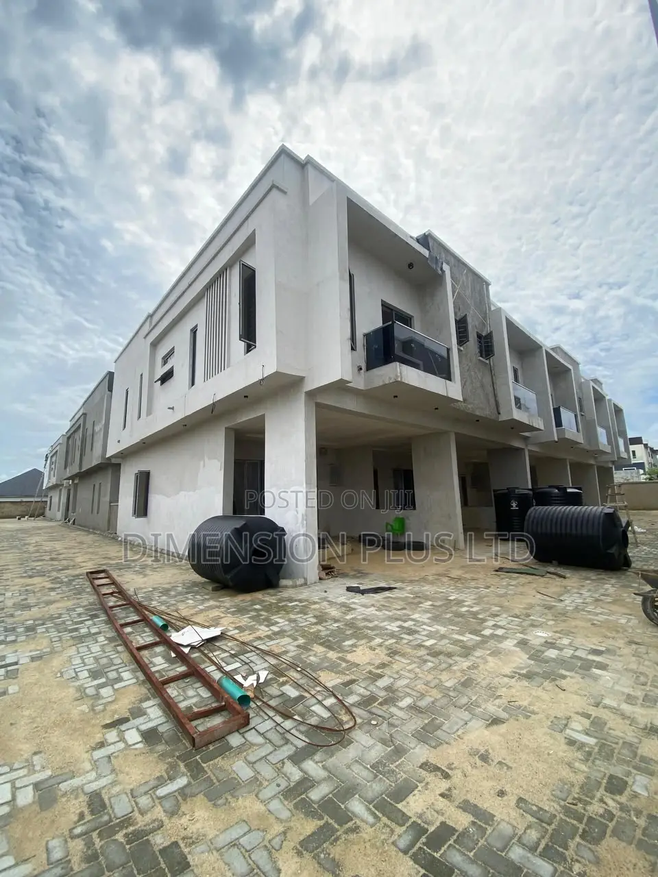 4bdrm Duplex in Ado / Ajah for sale