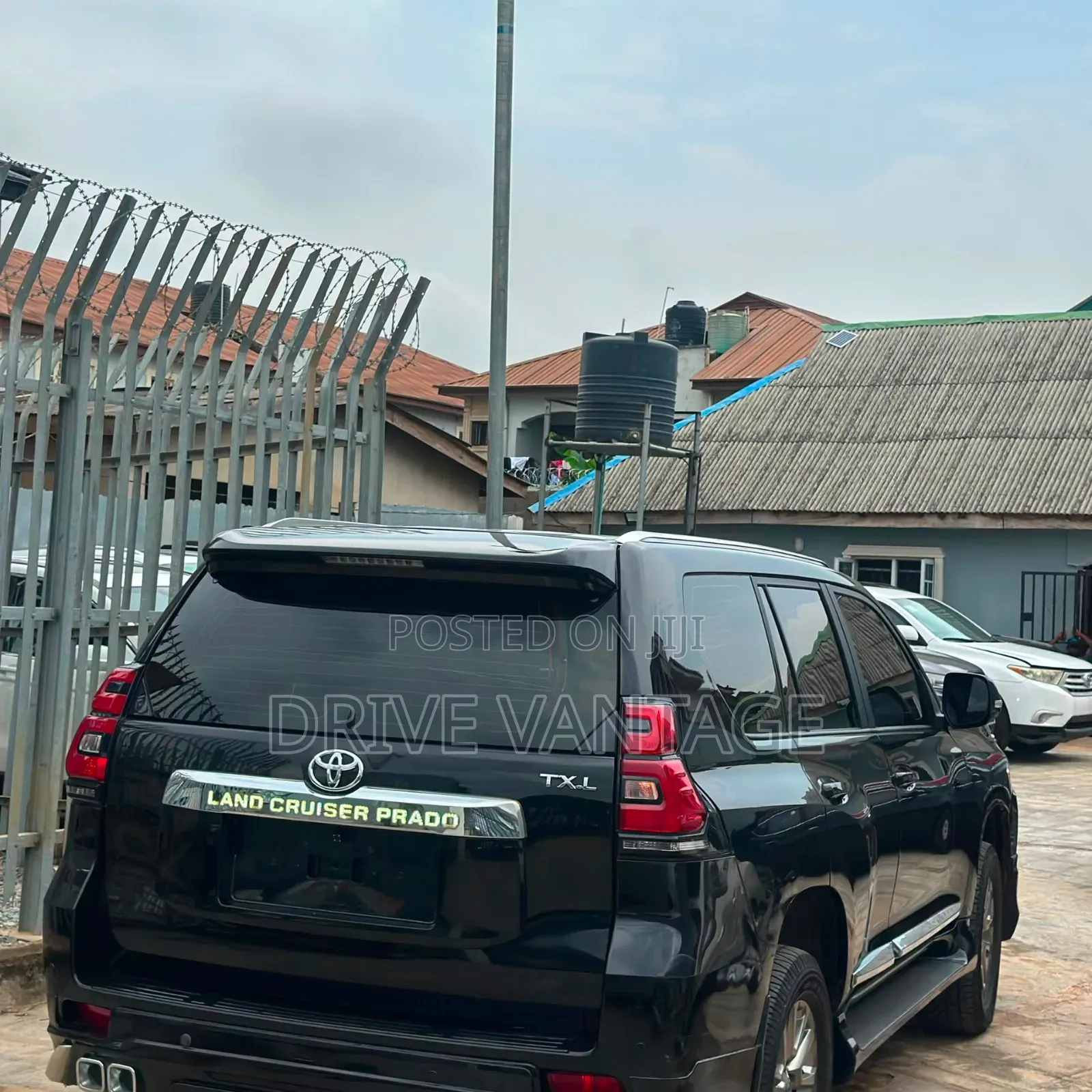 Toyota Land Cruiser Prado 2013 Black