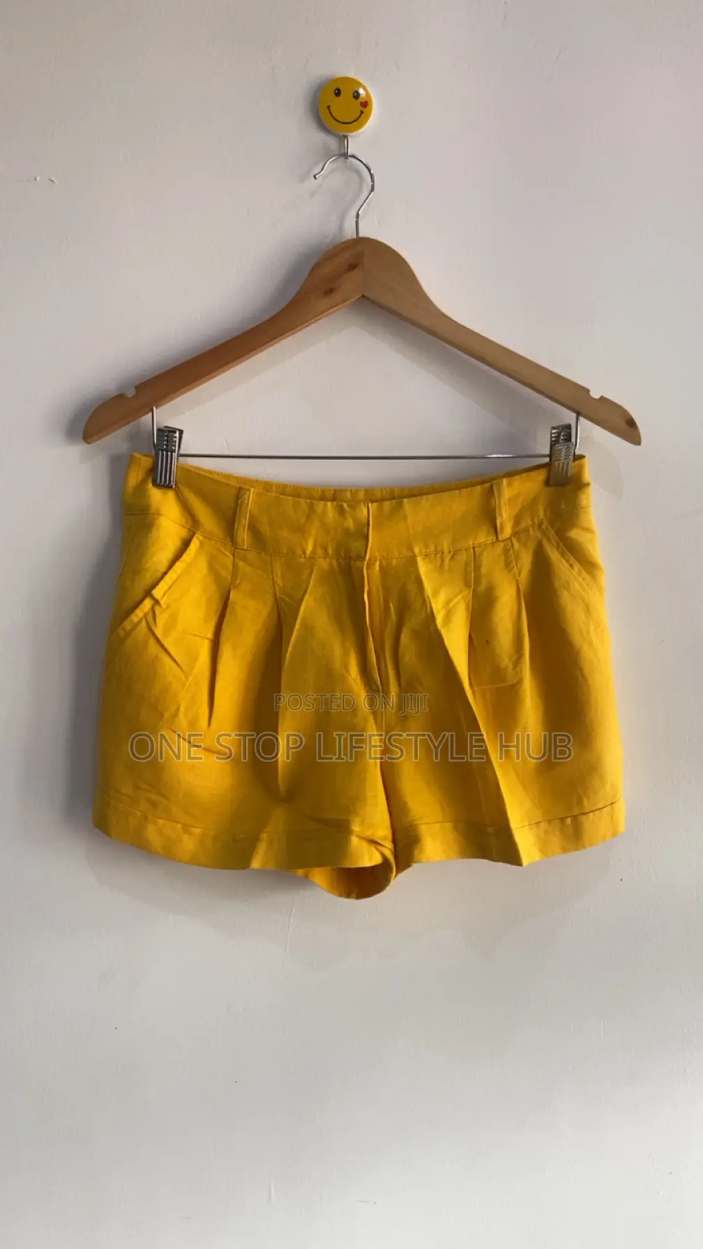 Ladies Premium Pleated Cotton-Linen Shorts - Bright Yellow