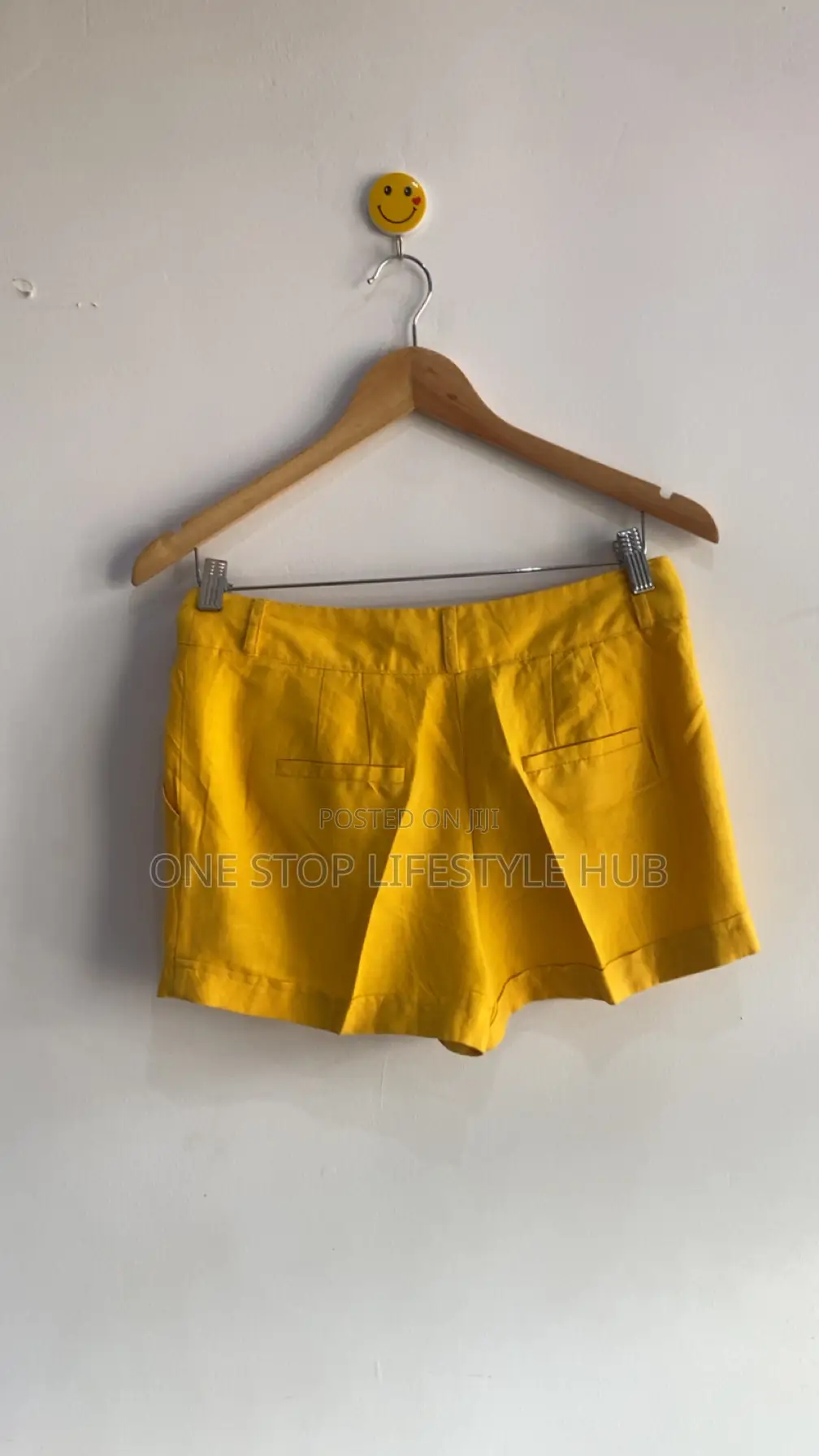 Ladies Premium Pleated Cotton-Linen Shorts - Bright Yellow