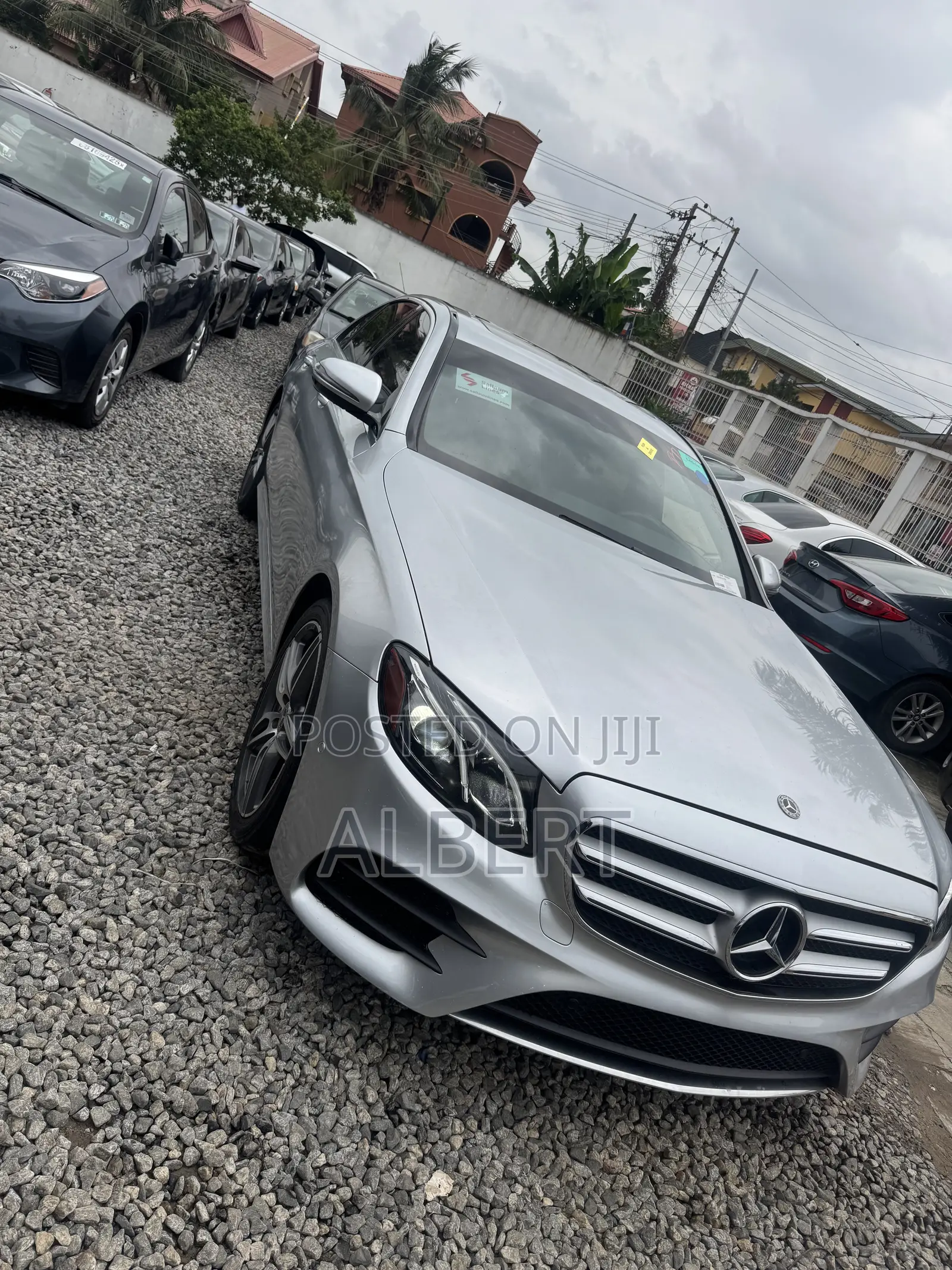 Mercedes-Benz E300 2017 Silver