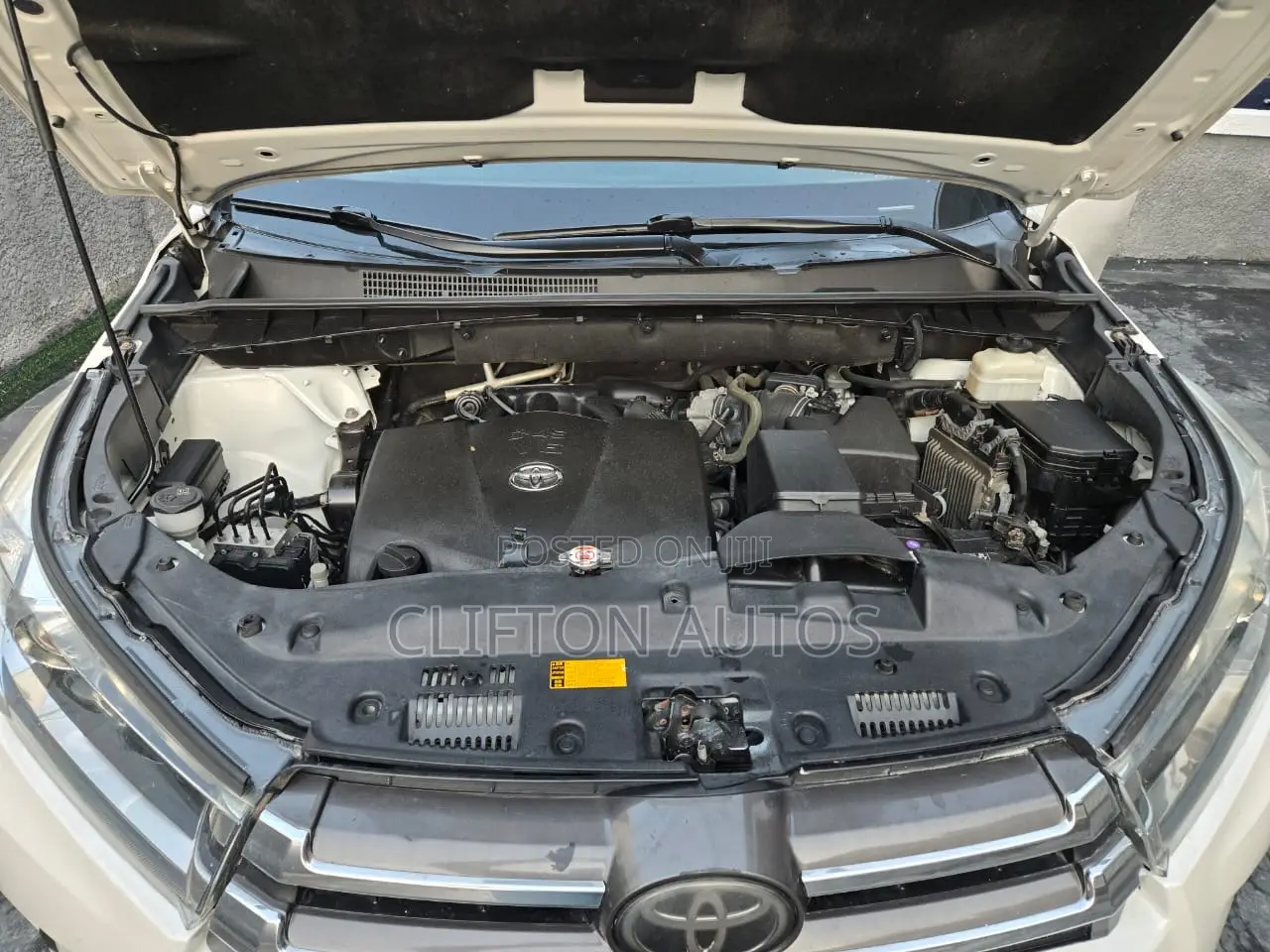 Toyota Highlander Limited 4x4 V6 (3.5L 6cyl 8A) 2018 White