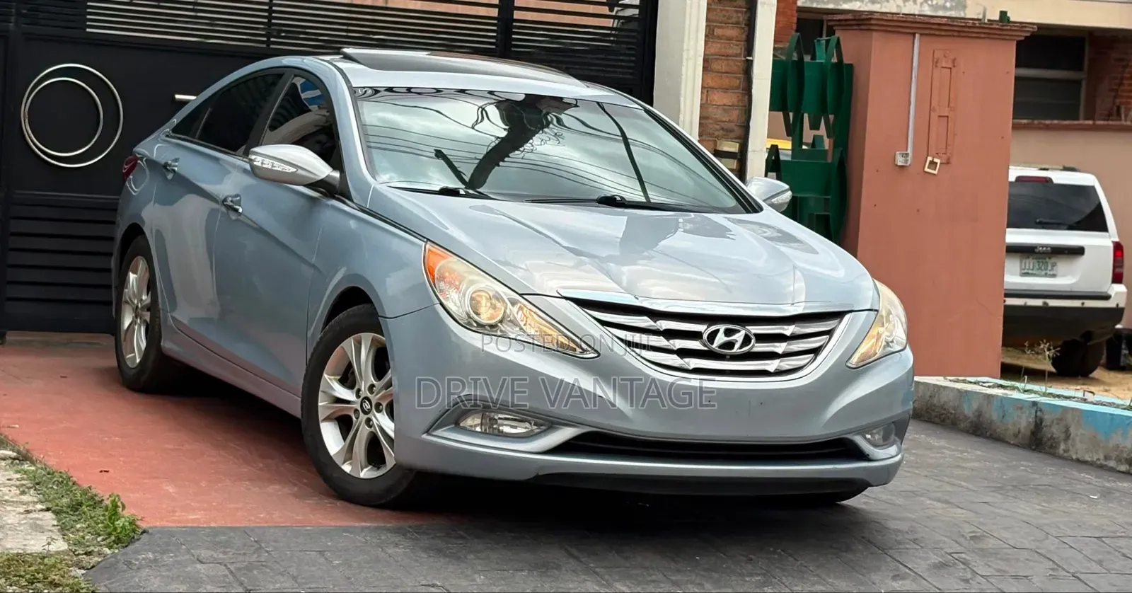 Hyundai Sonata 2012 Blue