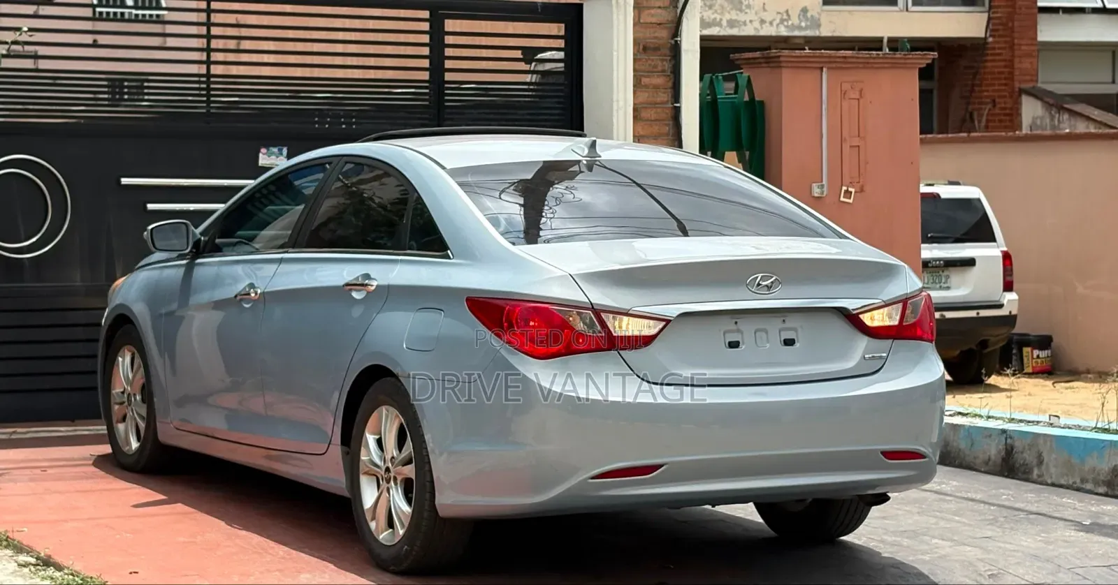 Hyundai Sonata 2012 Blue