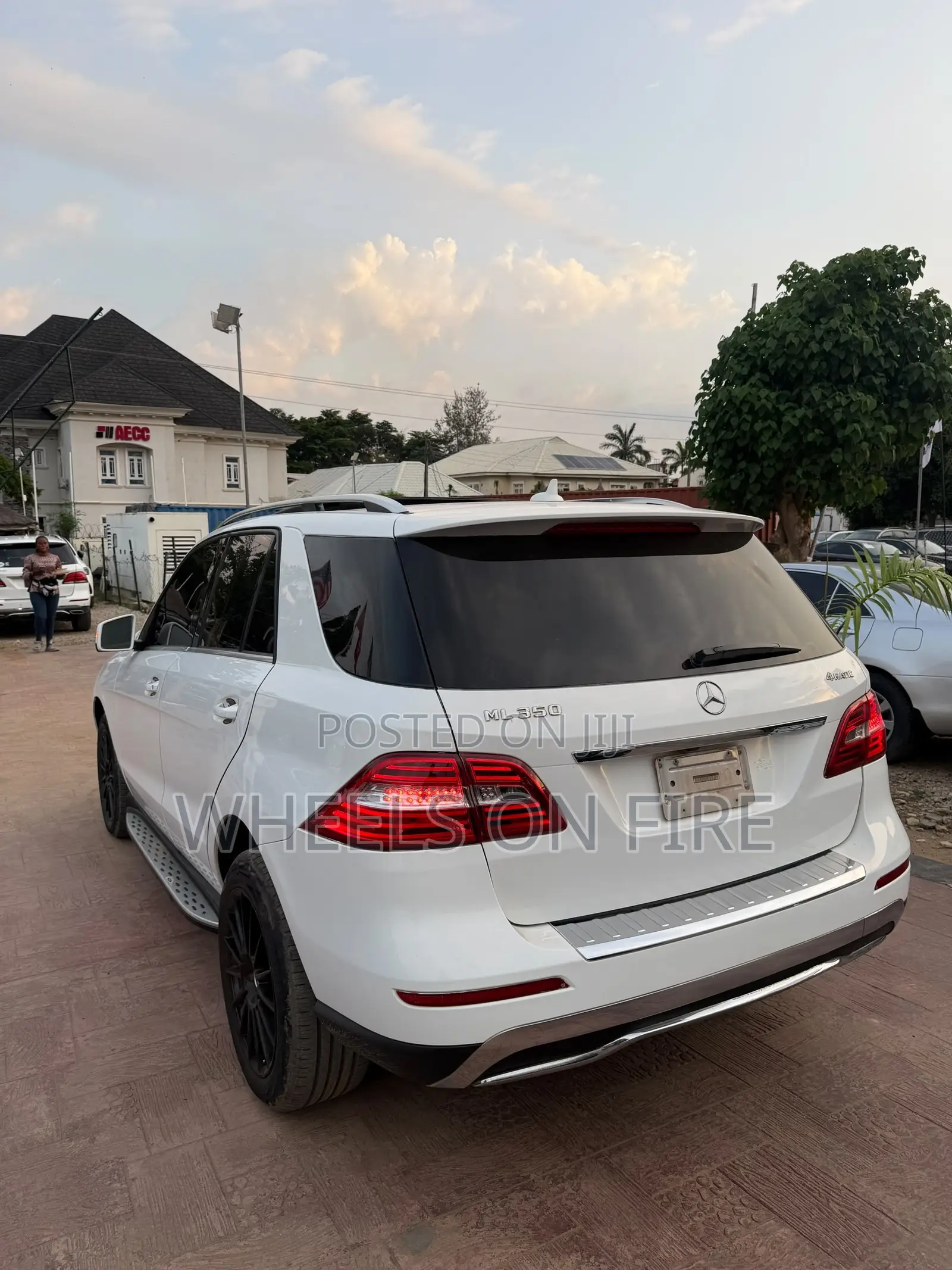 Mercedes-Benz M Class ML350 4MATIC 4dr SUV AWD (3.5L 6cyl 7A) 2014 White