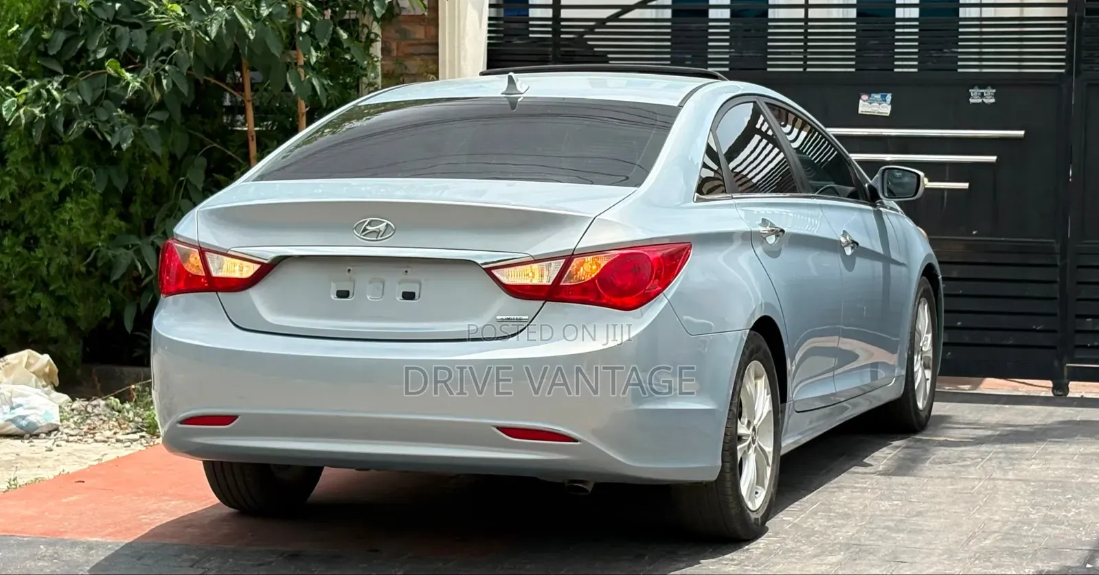 Hyundai Sonata 2012 Blue