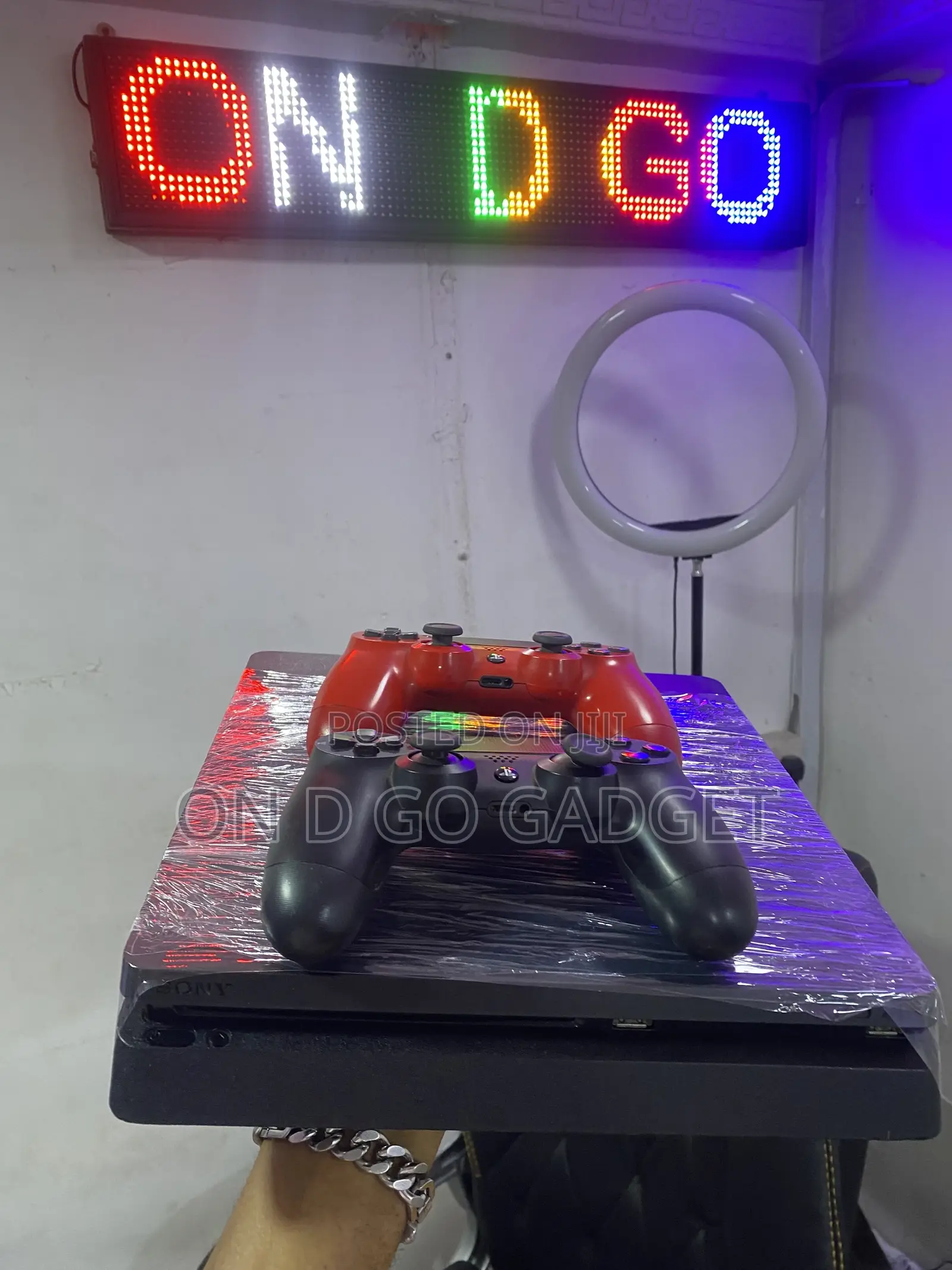 Sony Playstation 4 Slim