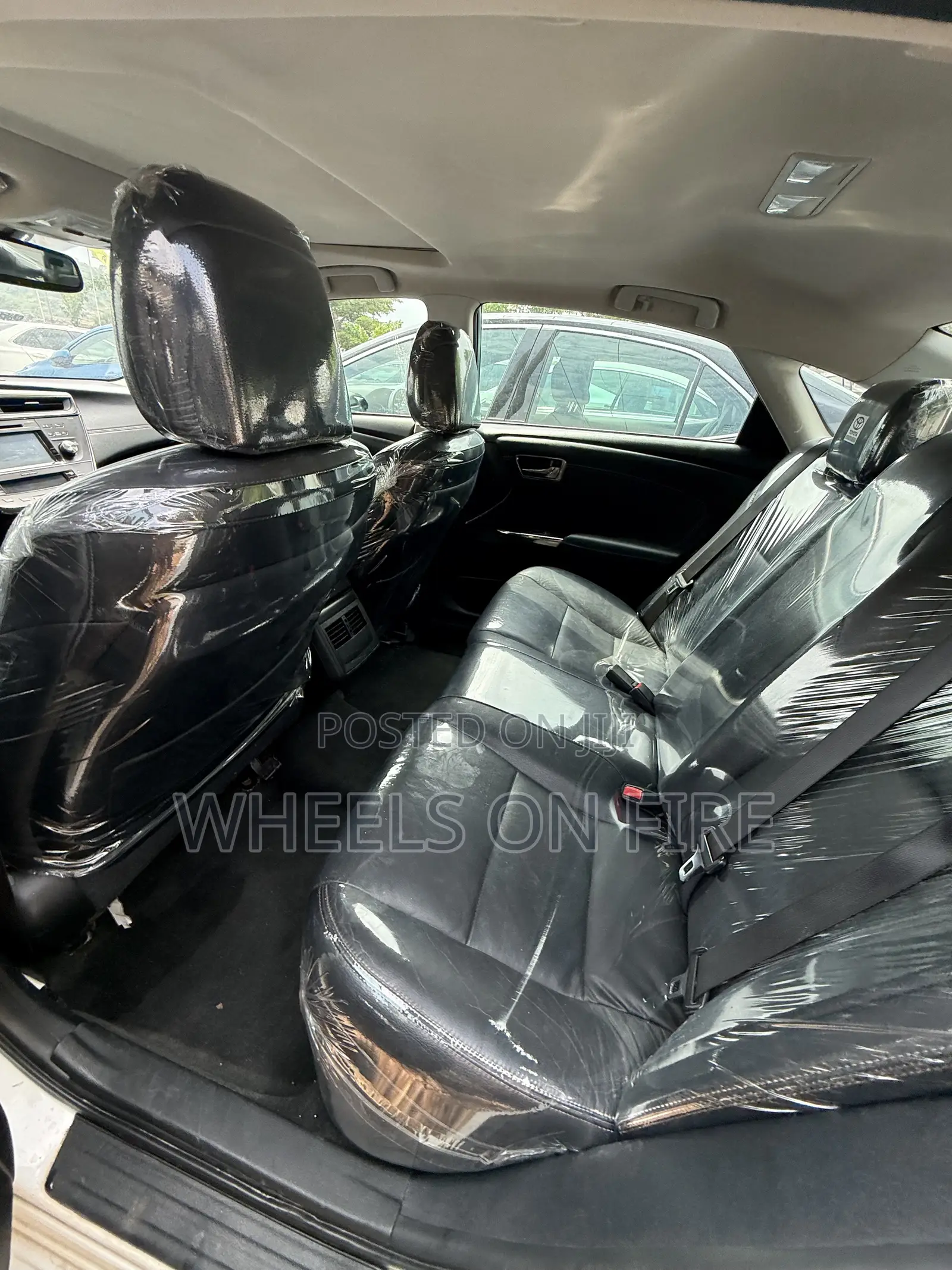 Toyota Avalon Touring (3.5L 6cyl 6A) 2018 White