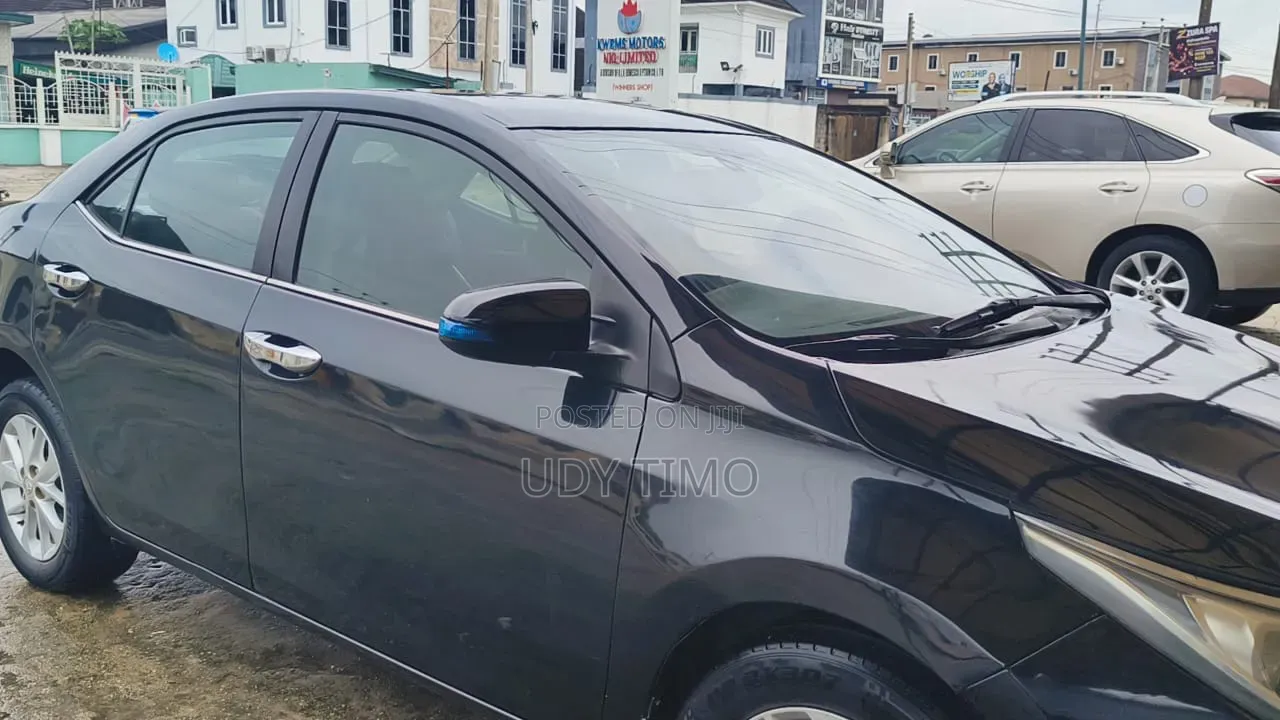 Toyota Corolla 2014 Black