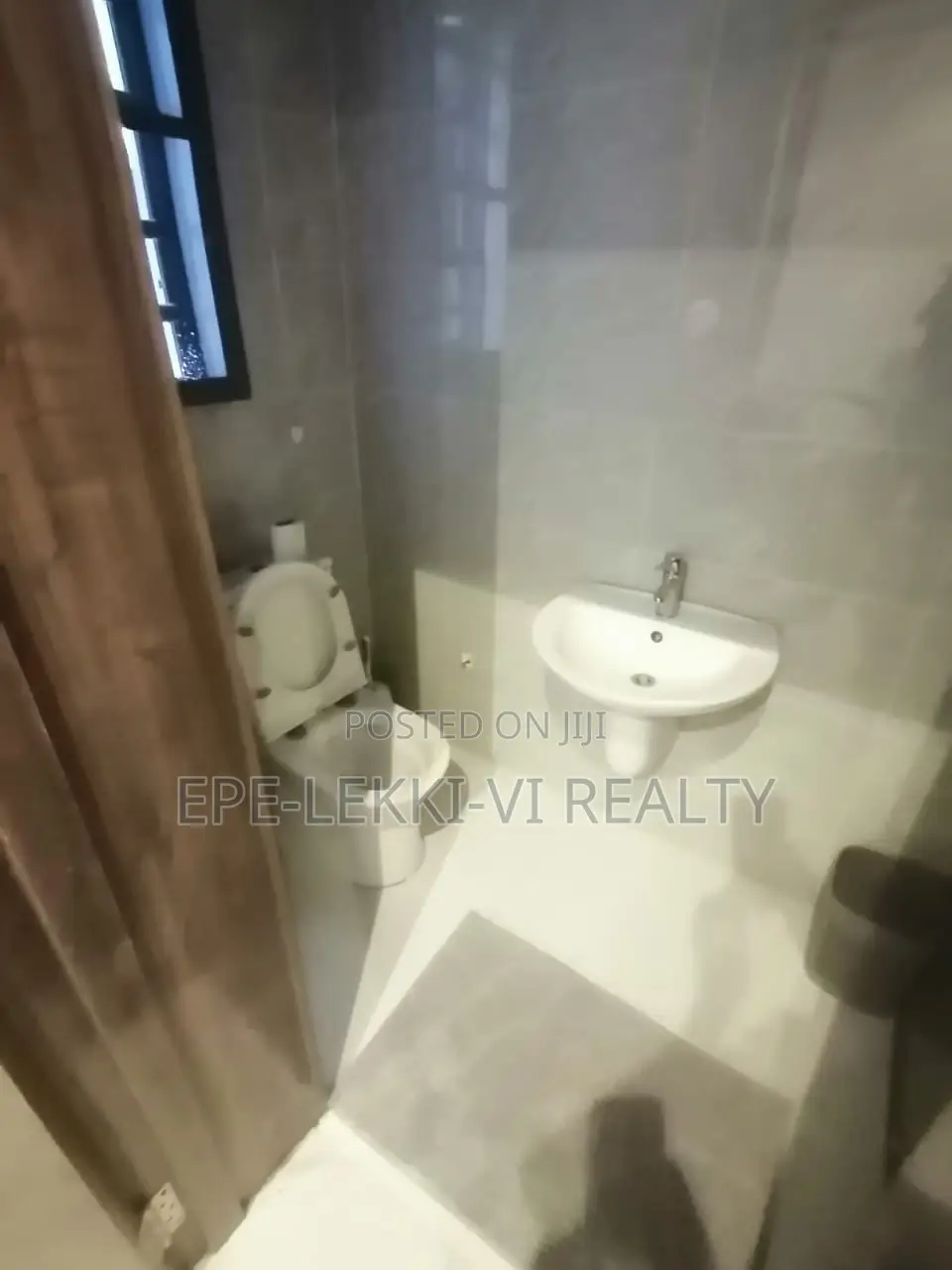 2bdrm Apartment in Lekki for rent