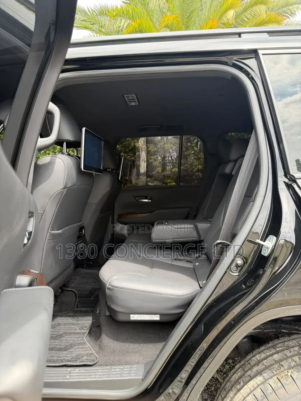 Toyota Land Cruiser 2024 Black