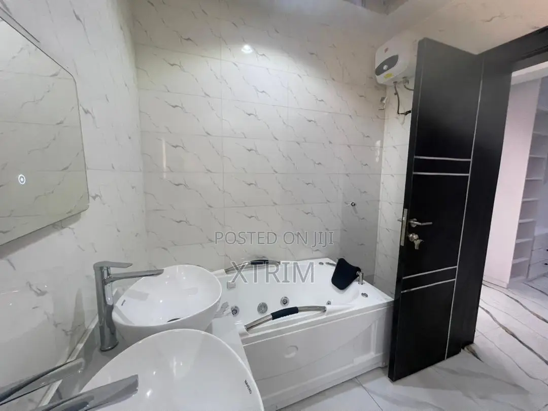 5bdrm Duplex in Magodo Isheri Phase for sale
