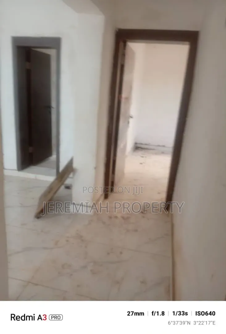 Furnished 8bdrm Mansion in Heritage Estate, Berger for sale