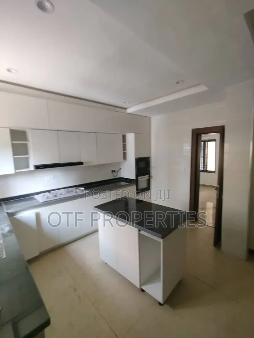 5bdrm Duplex in Katampe (Main) for rent