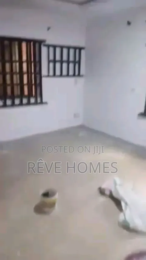 3bdrm Block of Flats in Ifako-Gbagada for rent
