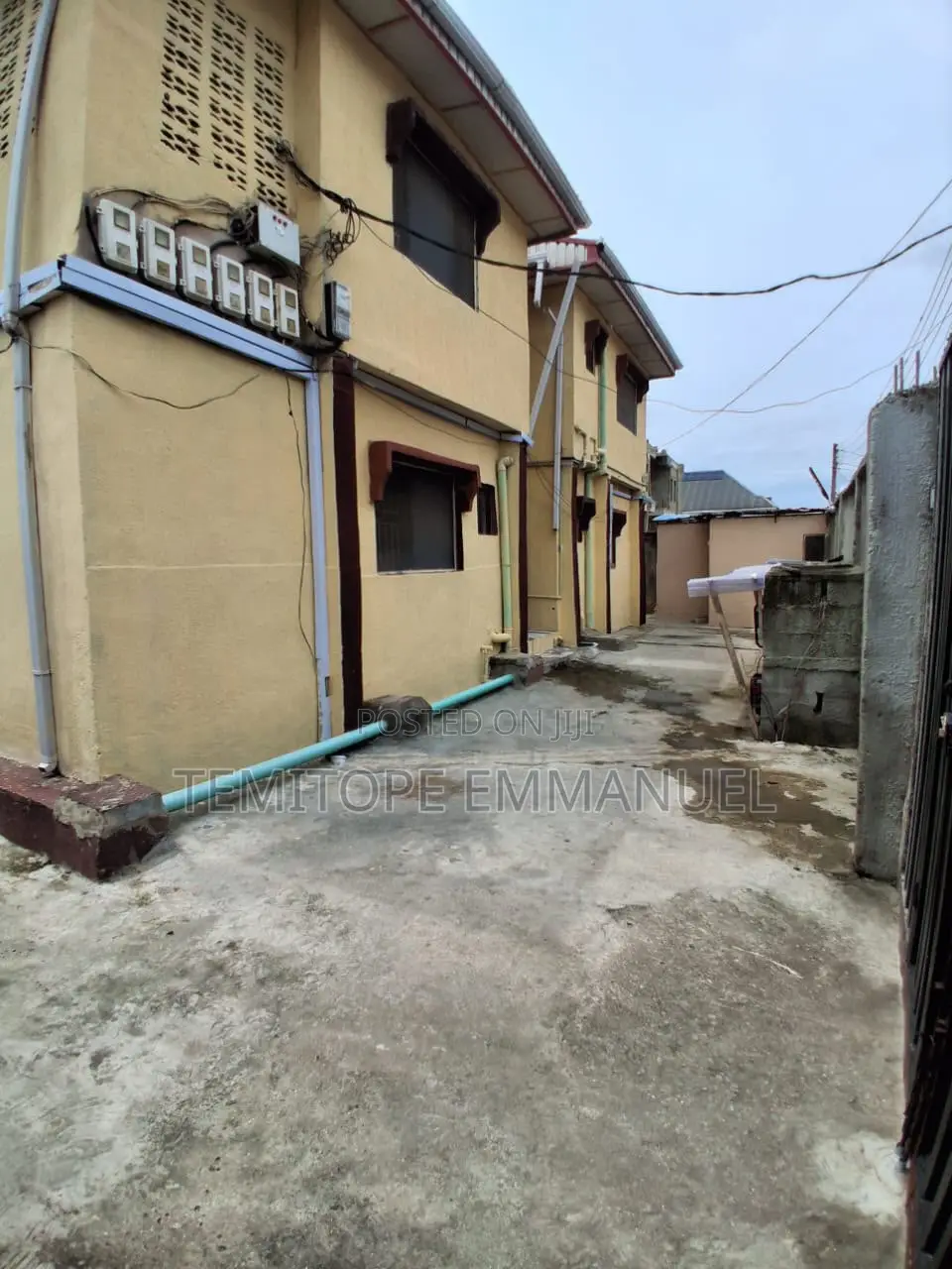 Furnished 18bdrm Block of Flats in Ago Palace for sale