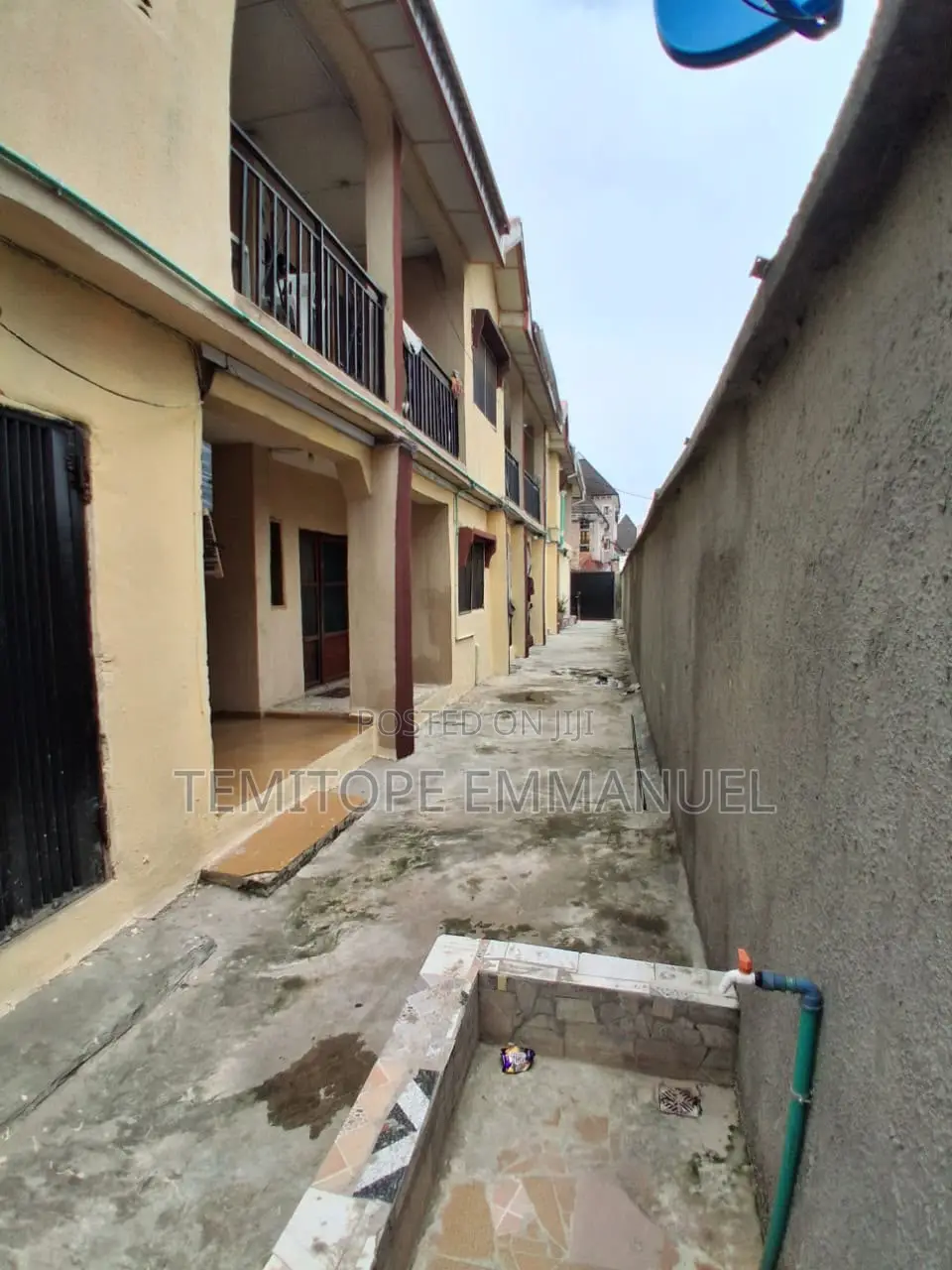 Furnished 18bdrm Block of Flats in Ago Palace for sale