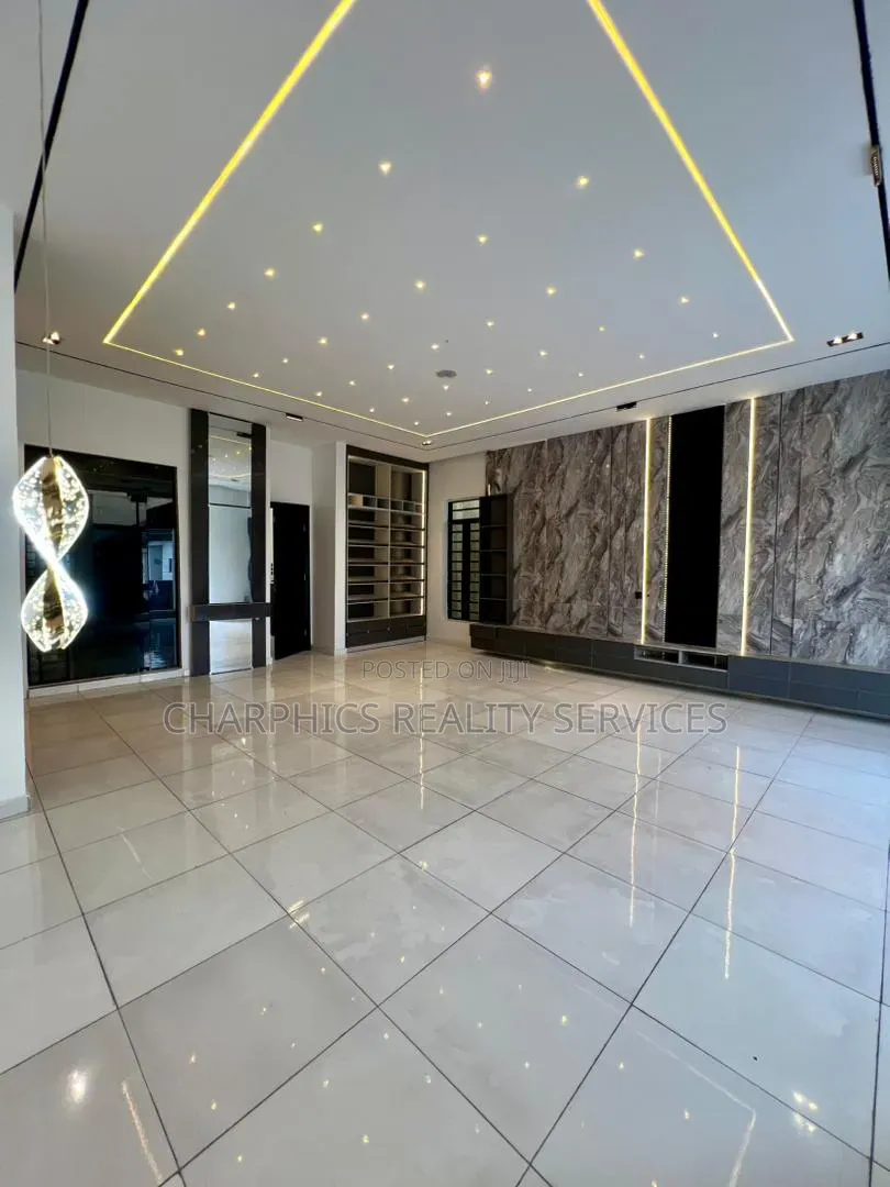 5bdrm Duplex in VGC / Ajah for sale