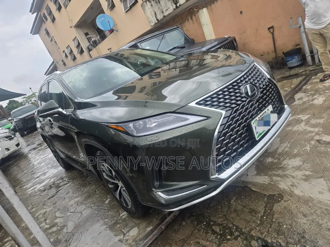 Lexus RX 2021 Green
