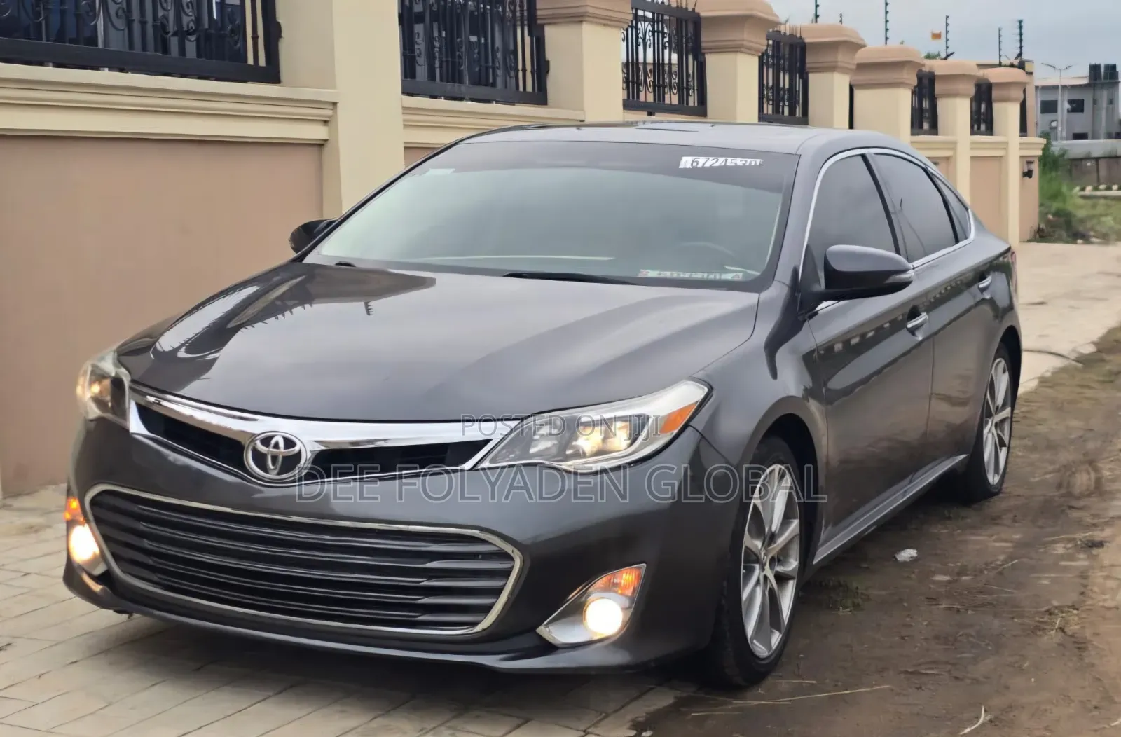 Toyota Avalon XLE 4dr Sedan (3.5L 6cyl 6A) 2014 Gray