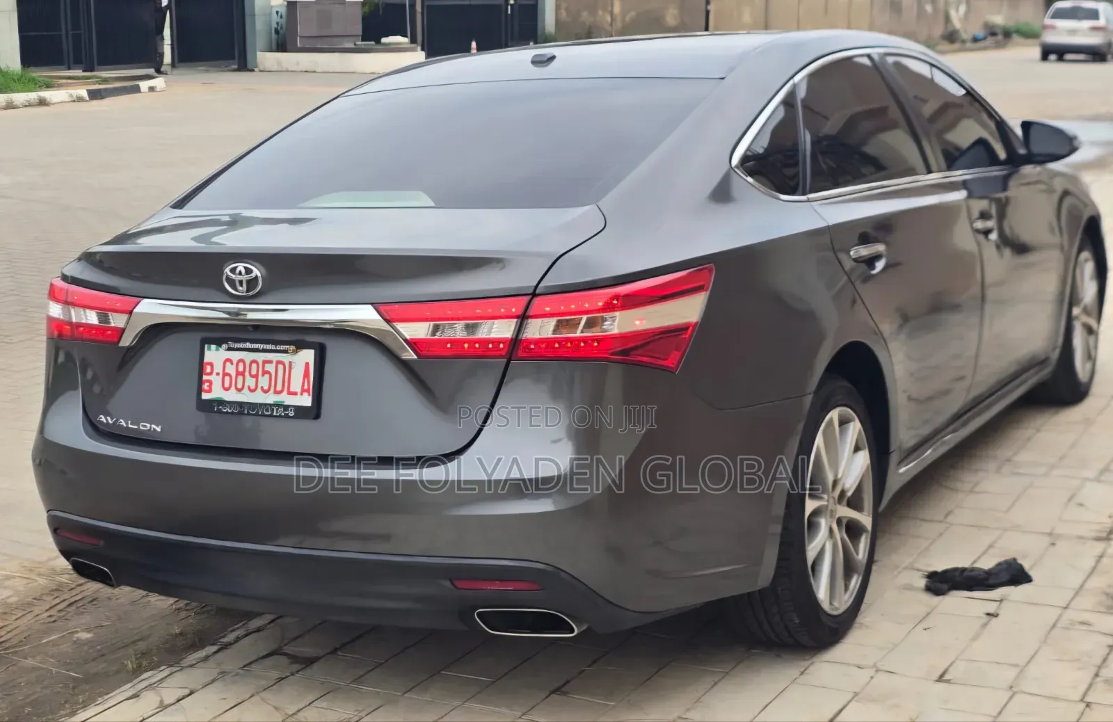 Toyota Avalon XLE 4dr Sedan (3.5L 6cyl 6A) 2014 Gray