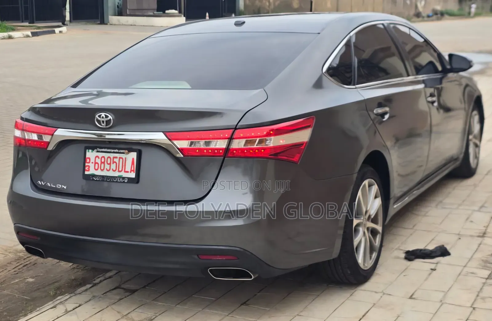Toyota Avalon XLE 4dr Sedan (3.5L 6cyl 6A) 2014 Gray