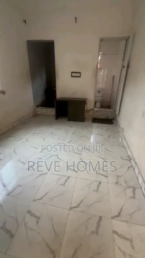 1bdrm Apartment in Shomolu / Shomolu for rent