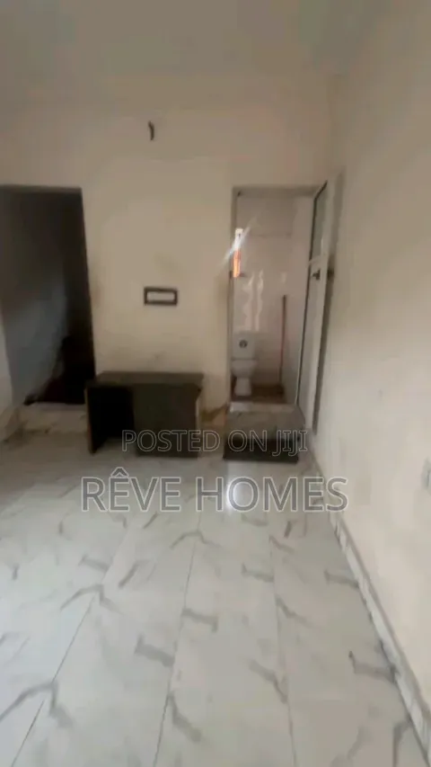 1bdrm Apartment in Shomolu / Shomolu for rent