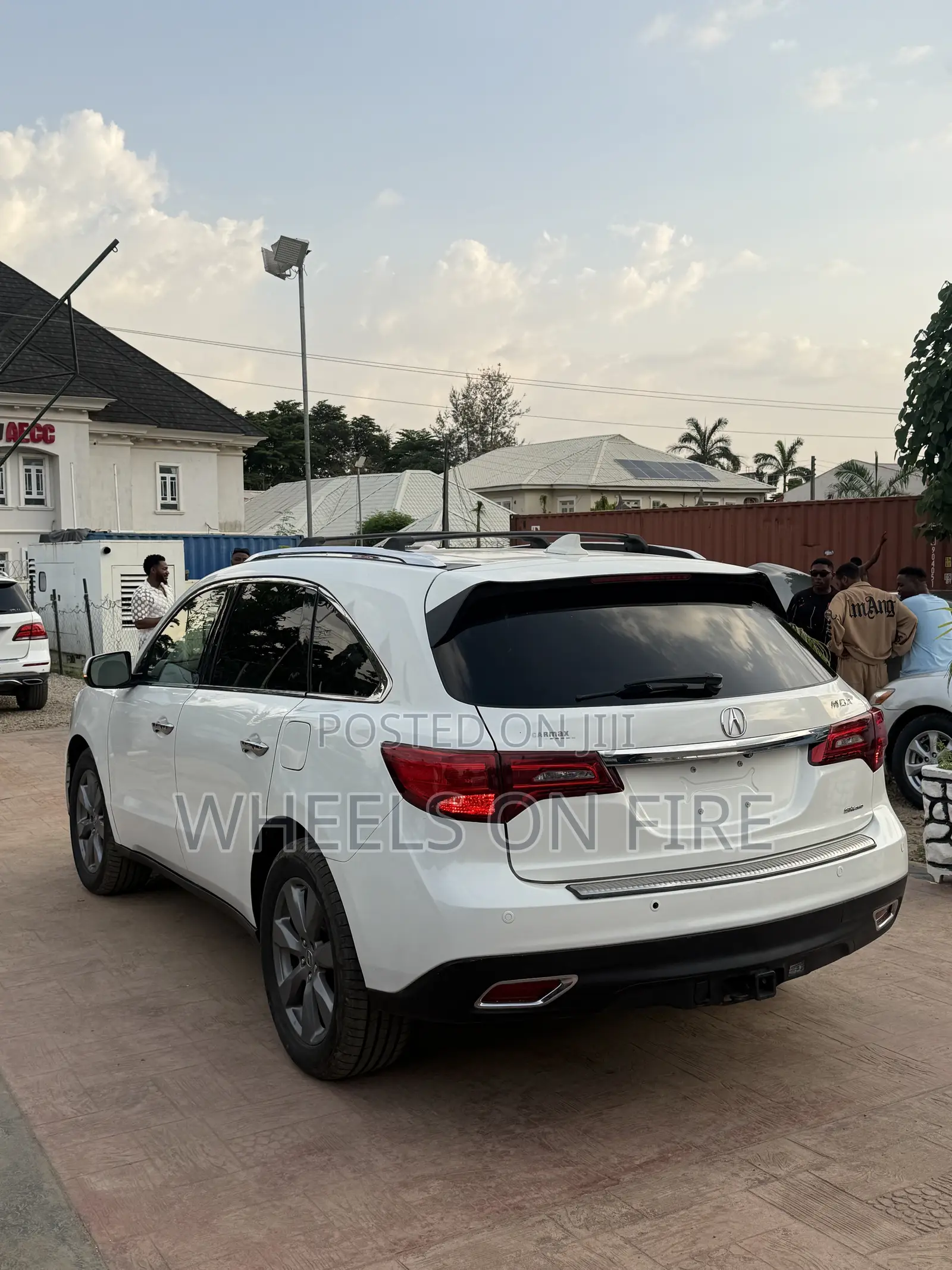 Acura MDX SH-AWD 4dr SUV AWD (3.5L 6cyl 6A) 2014 White