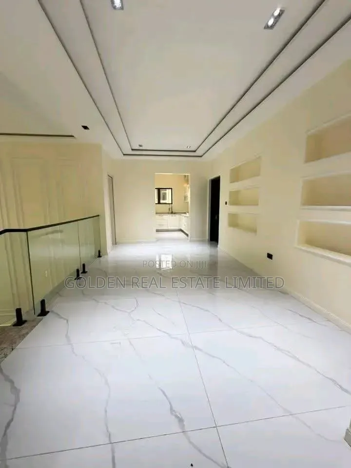 6bdrm Duplex in Katampe Extension for sale
