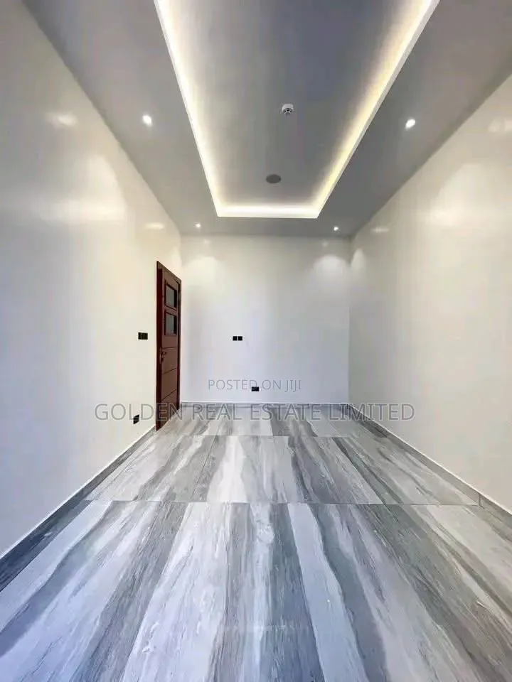 5bdrm Duplex in Abacha Estate for sale