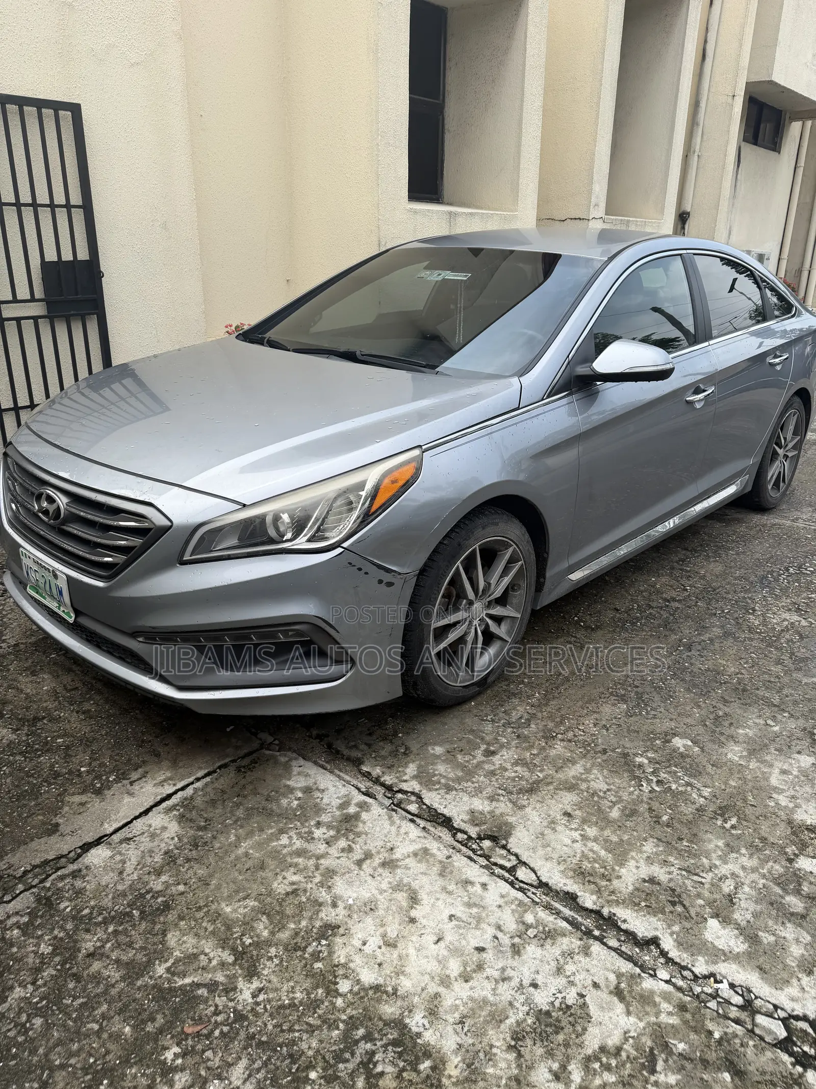 Hyundai Sonata Limited 2.0T 4dr Sedan (2.0L 4cyl Turbo 6A) 2015 Gray
