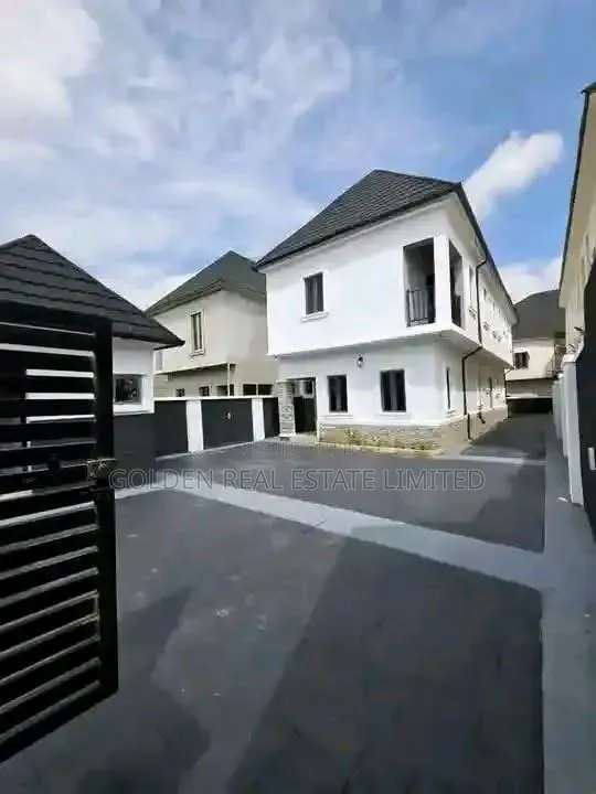 4bdrm Duplex in Apo Resettlement for sale