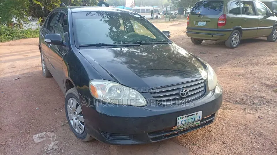 Toyota Corolla 2004 Black