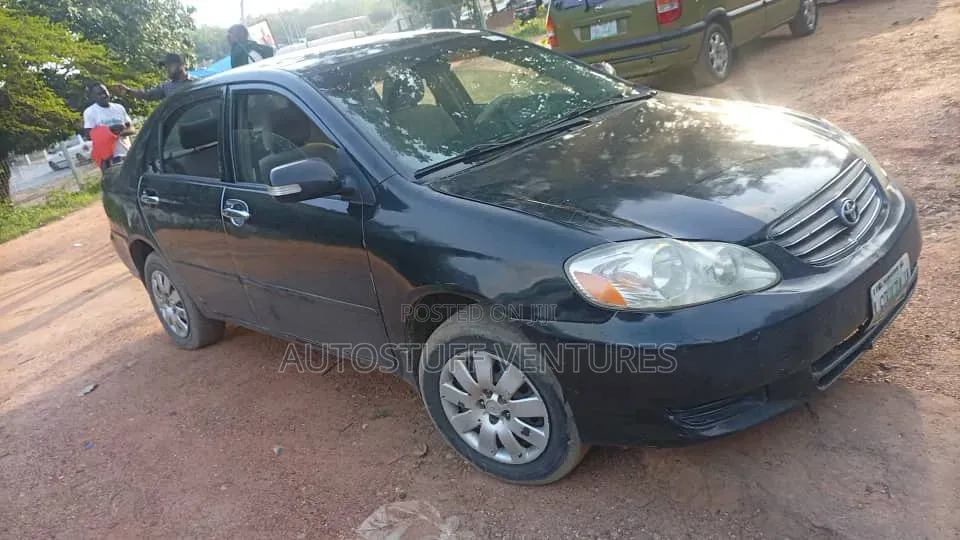 Toyota Corolla 2004 Black
